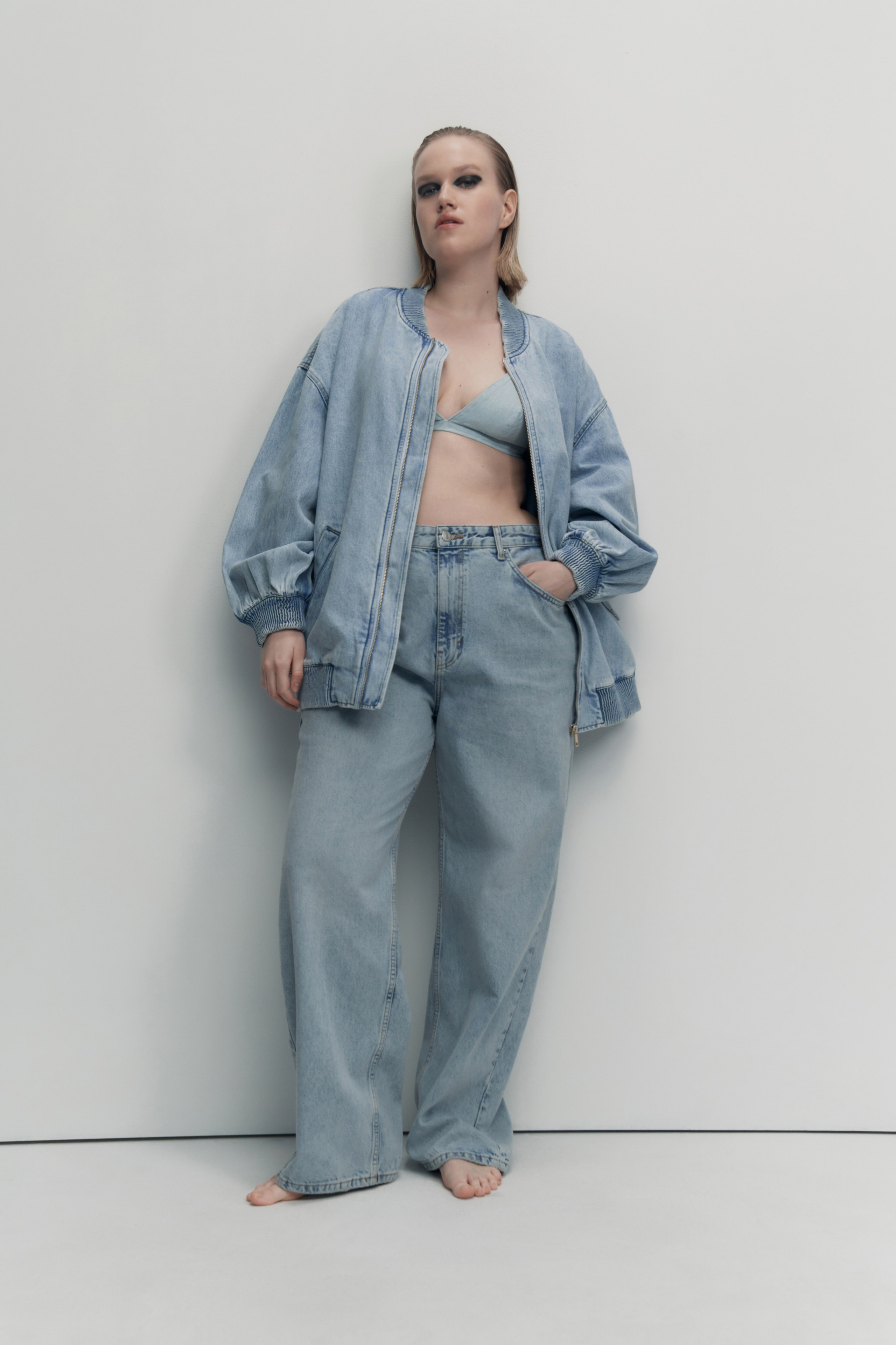 Модель plus size для предметной съемки Василиса Б. Москва | Sale Easy