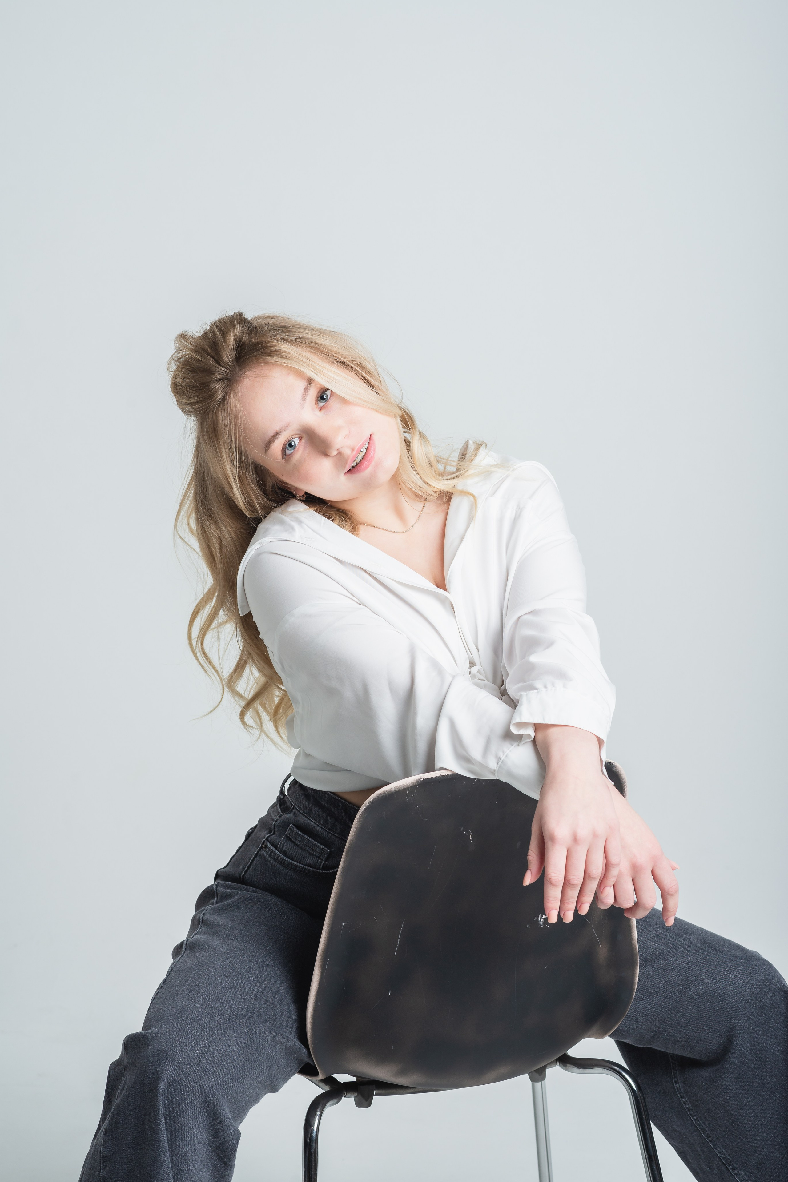 Модель для предметной съемки Елизавета Л. Красноярск| Sale Easy