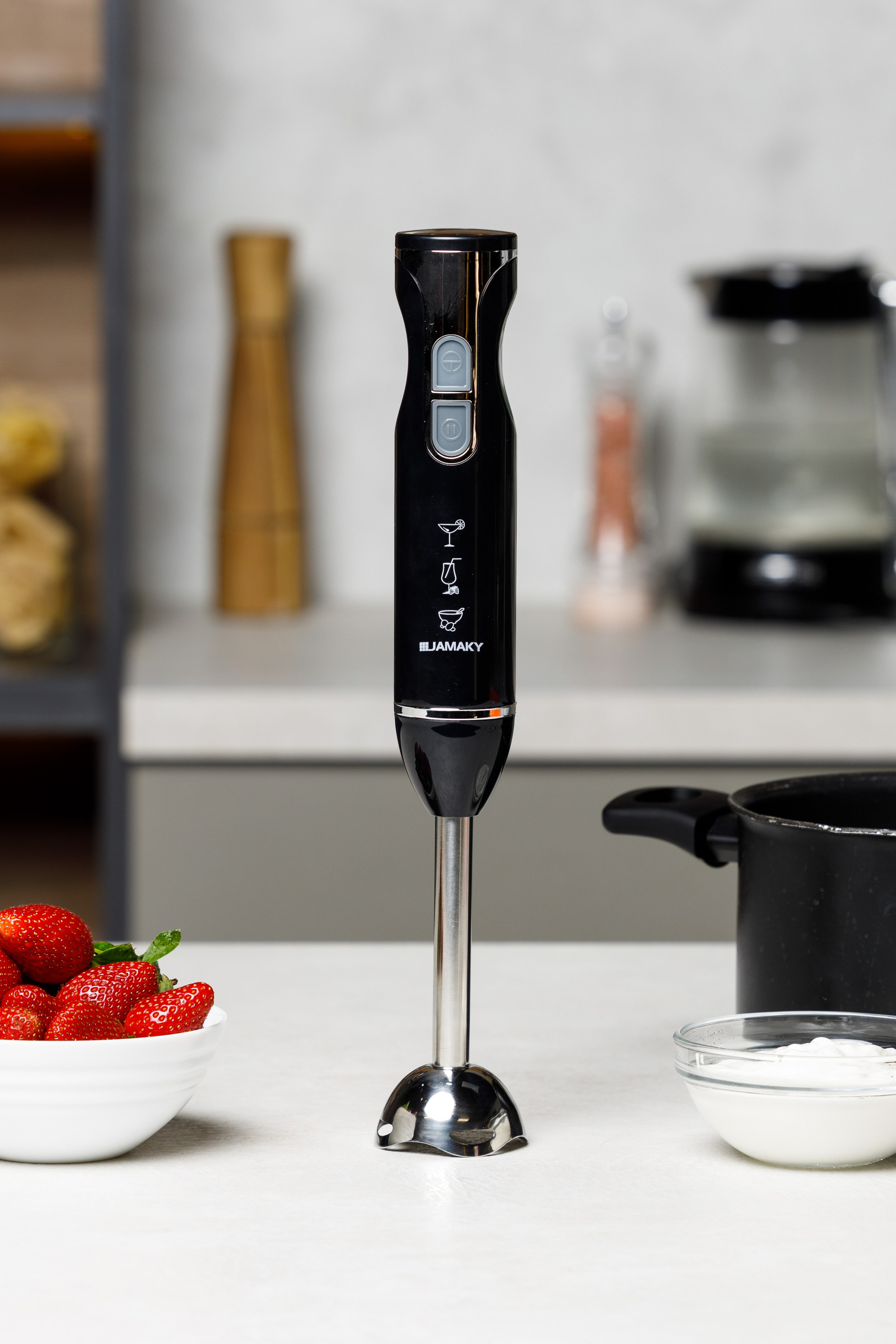 Предметная съемка техники, которая фокусируется на высоком качестве сборки.