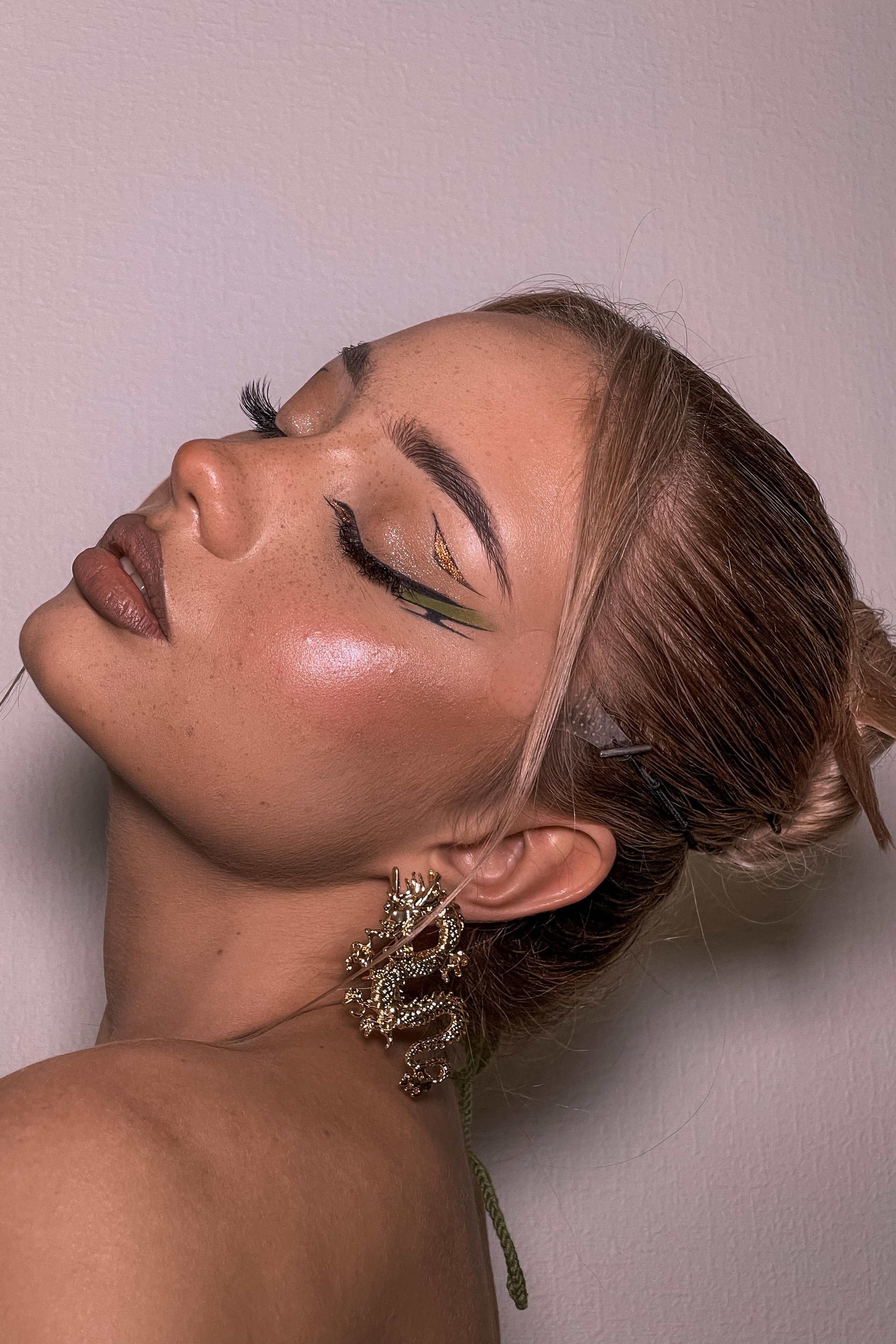 Модель для предметной съемки Вероника 8 Н.Новгород | Sale Easy