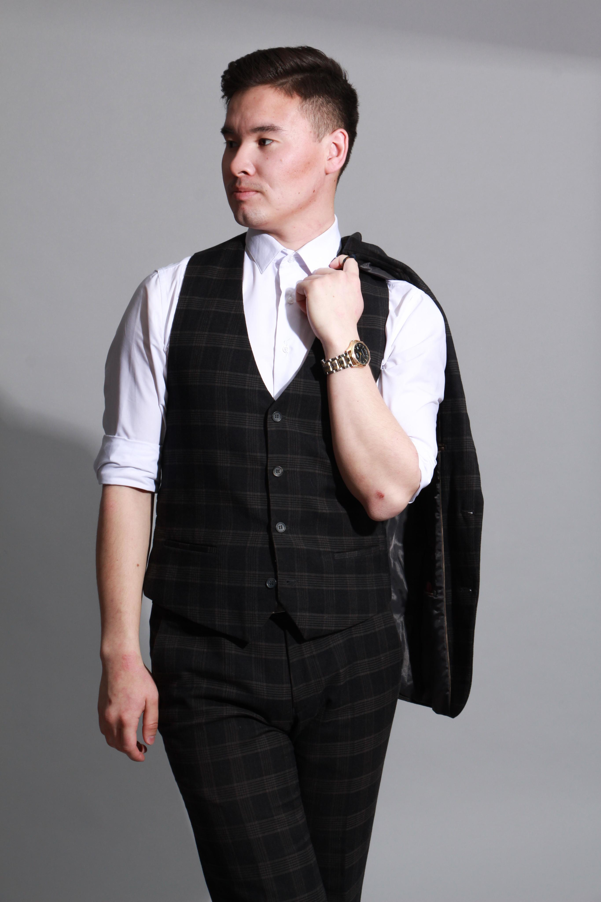 Модель для предметной съемки Данил Б Новосибирск| Sale Easy