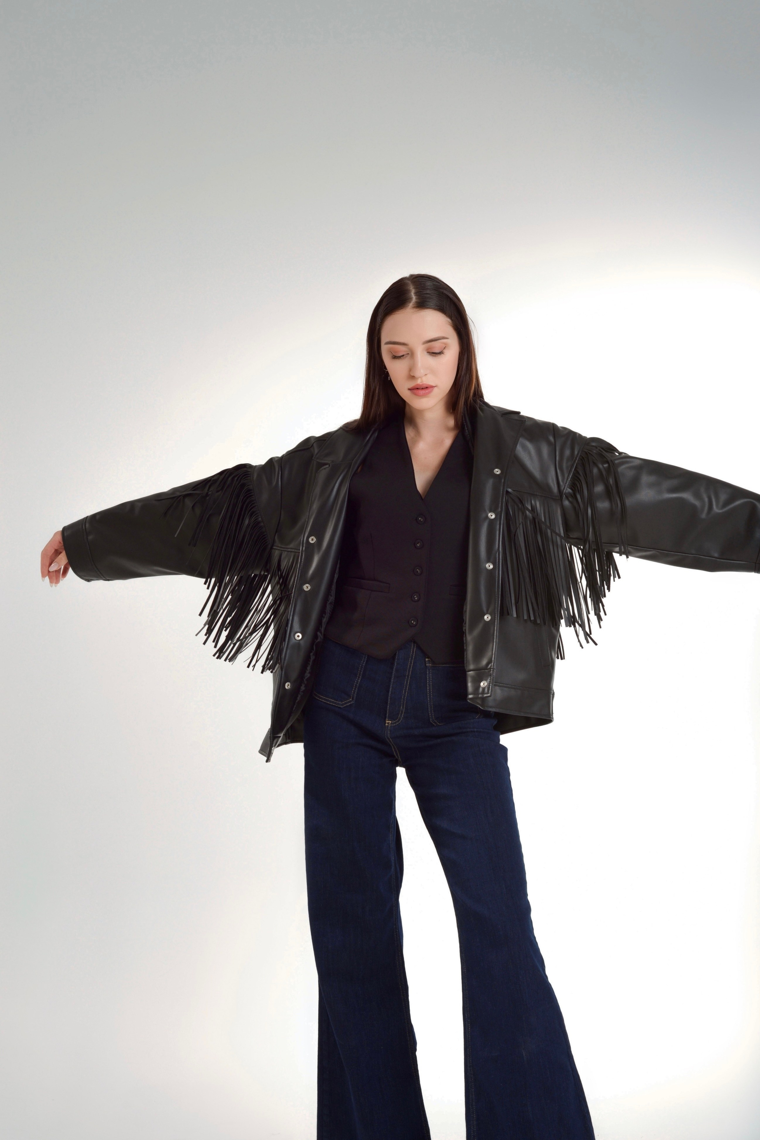 Модель для предметной съемки Юлия А. Н.Новгород| Sale Easy