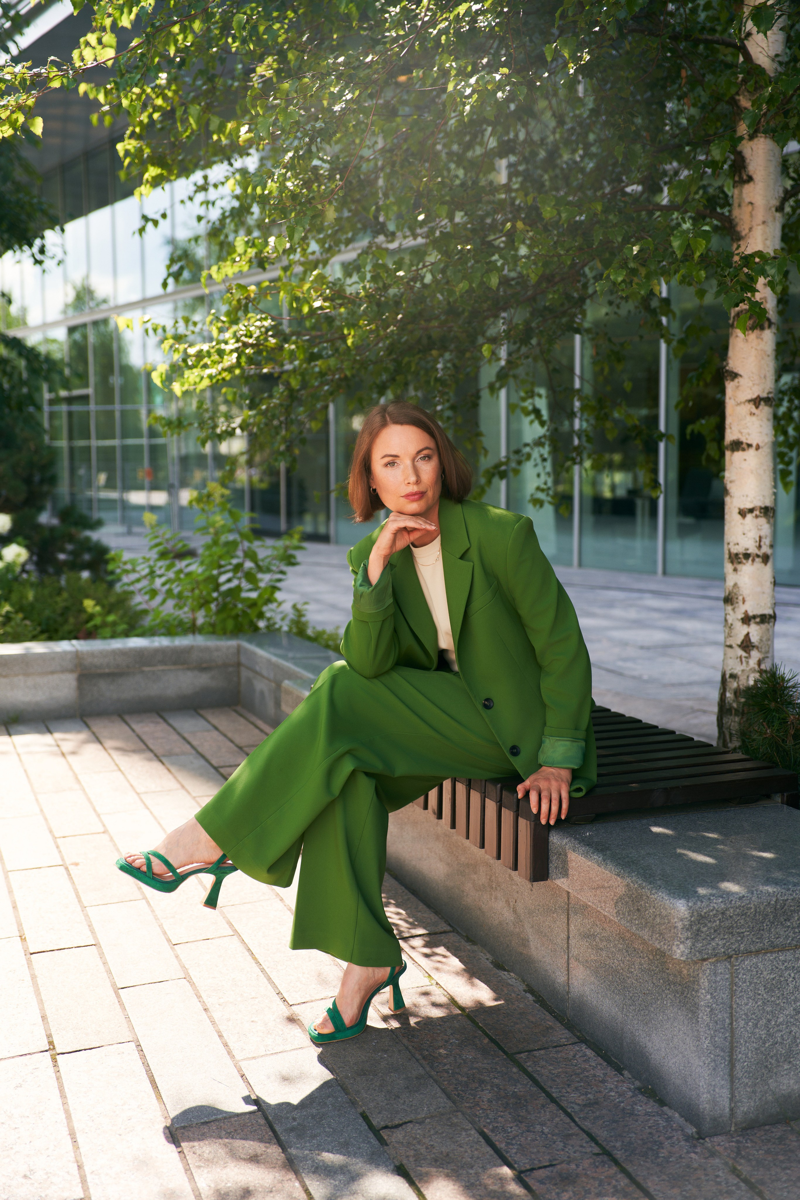 Модель для предметной съемки Надежда С.-Пб| Sale Easy