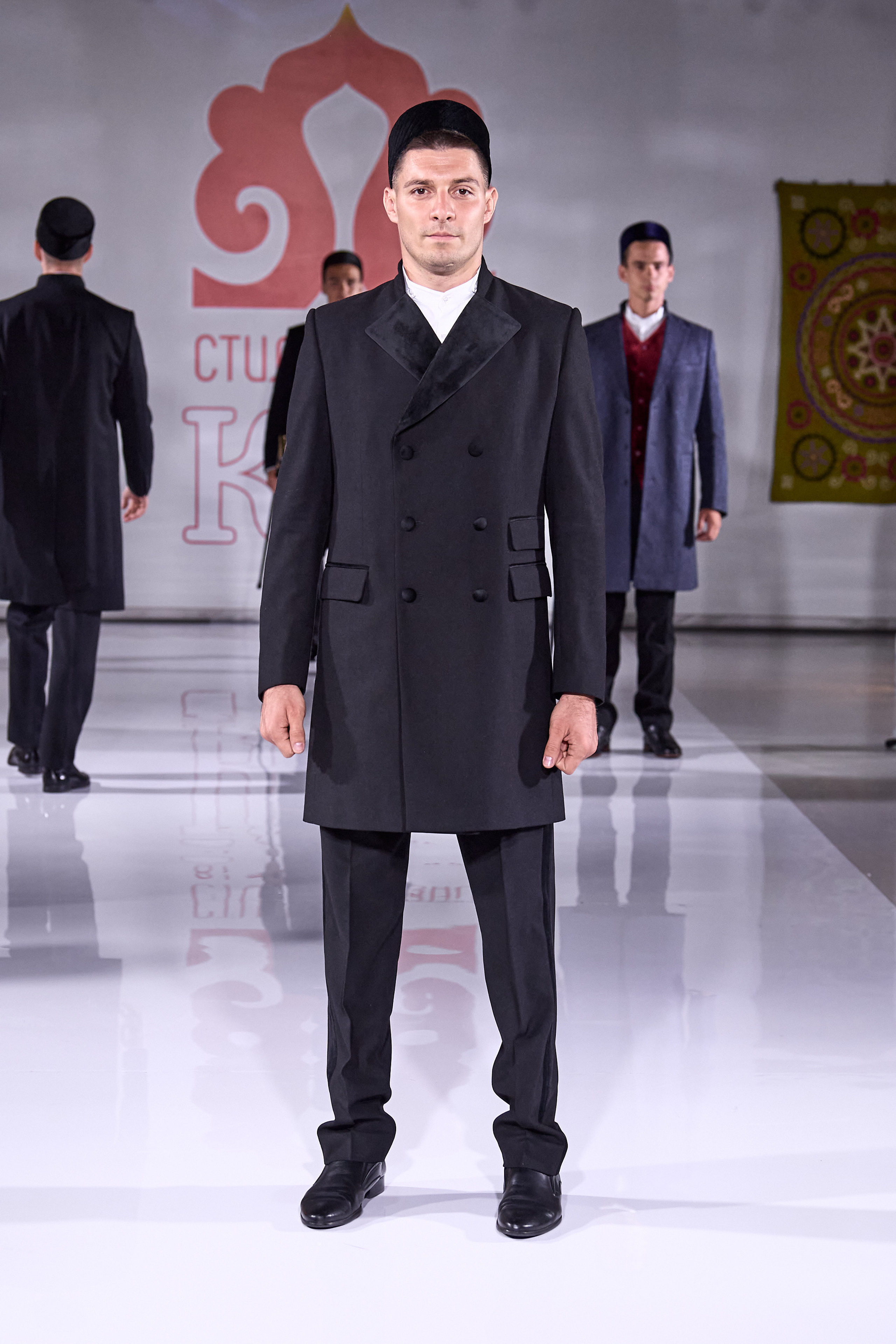 Модель для съемки на маркетплейсы Артём Казань| Sale Easy