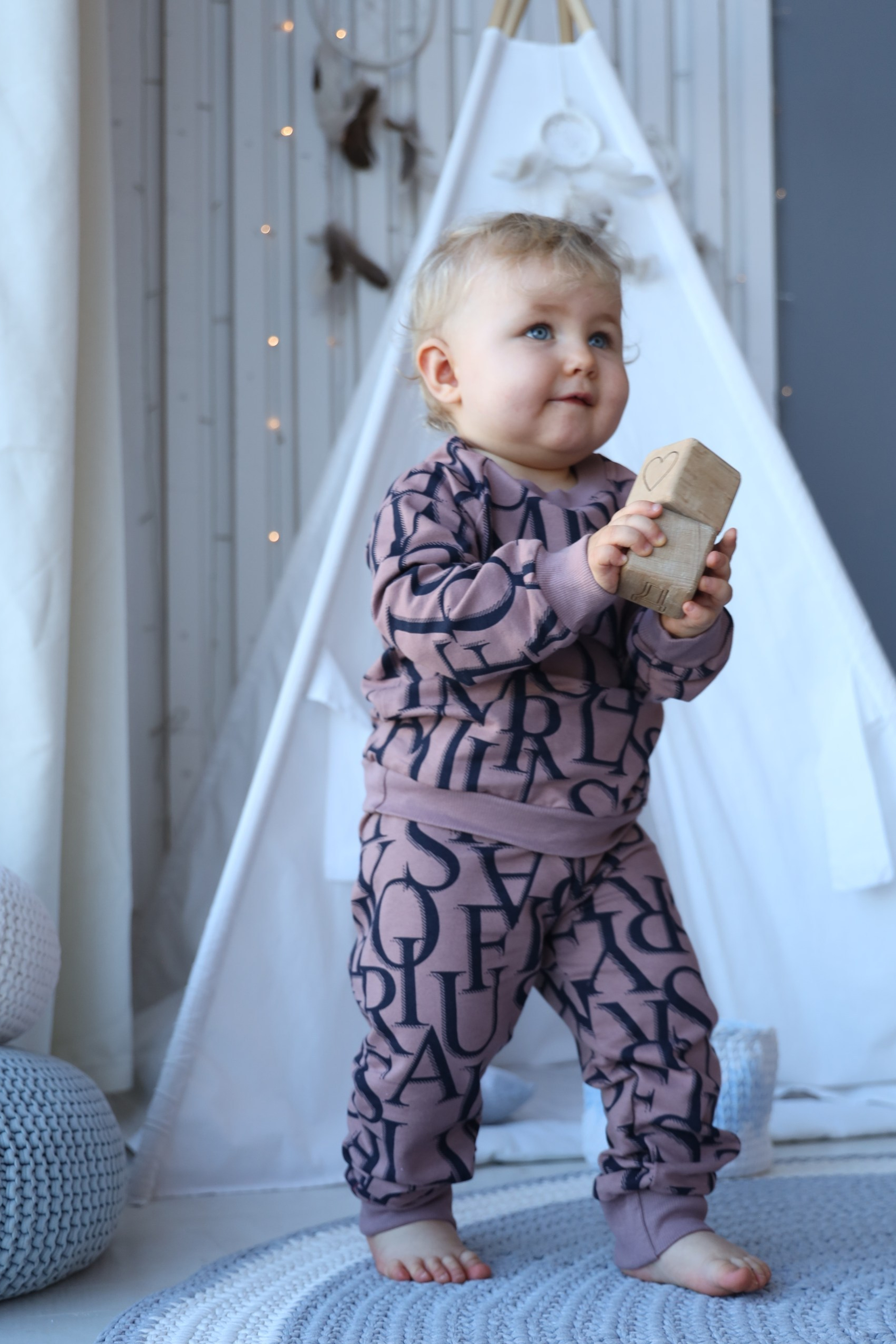 Модель девочка для предметной съемки Маша Н.Новгород | Sale Easy