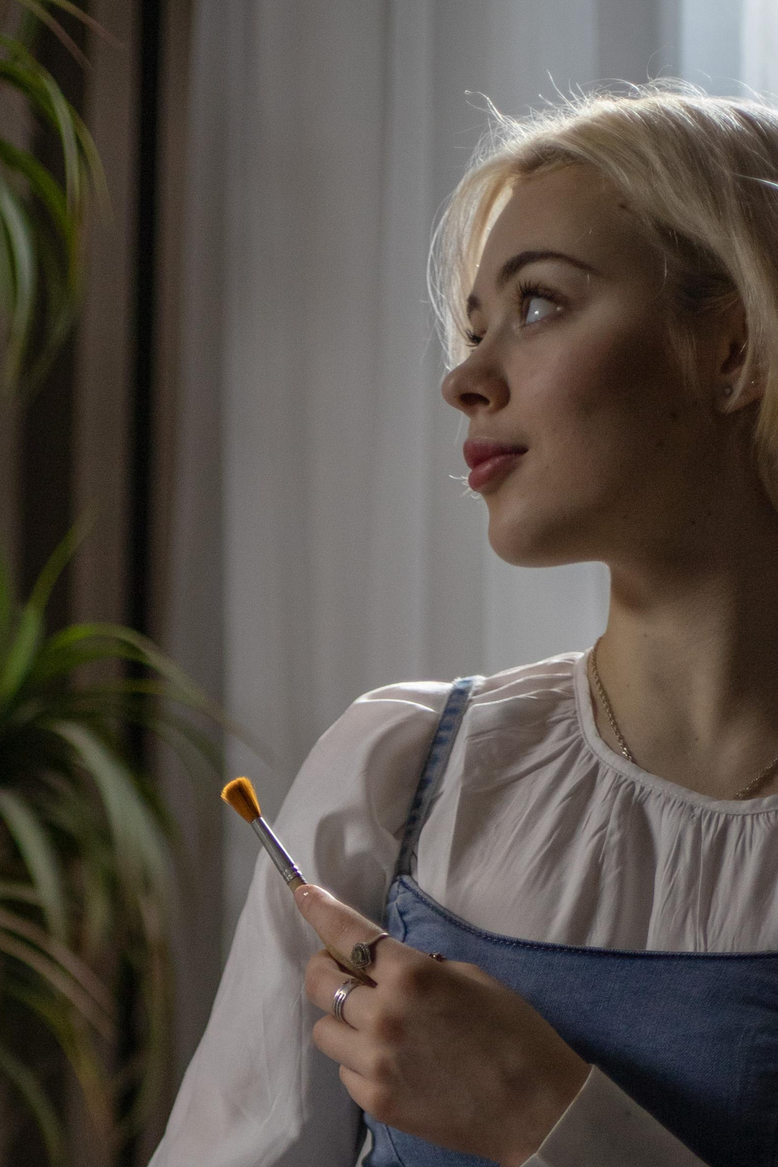 Модель для предметной съемки Валерия Б. Москва| Sale Easy