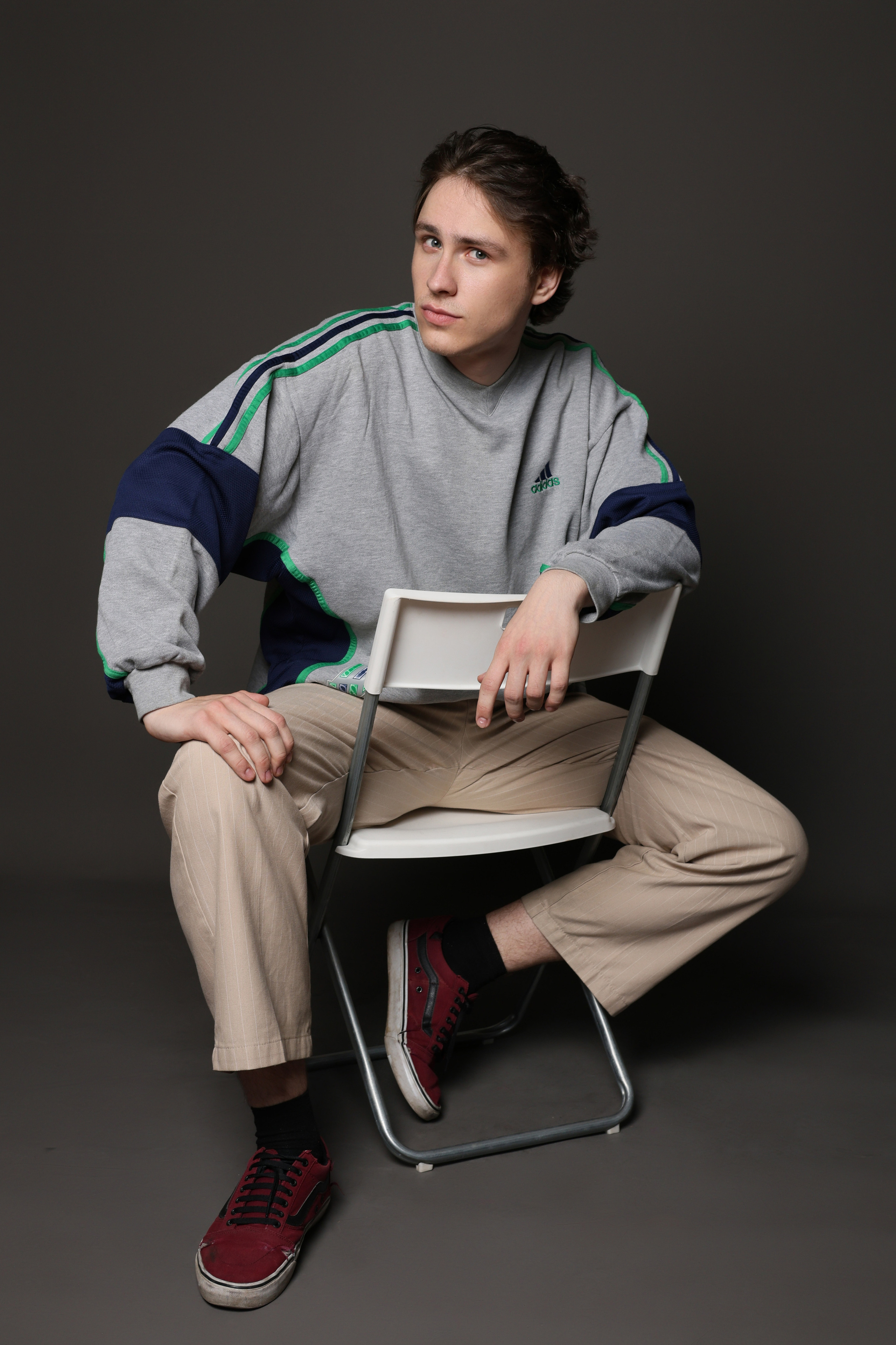 Модель для предметной съемки Илья Д С-Петербург | Sale Easy