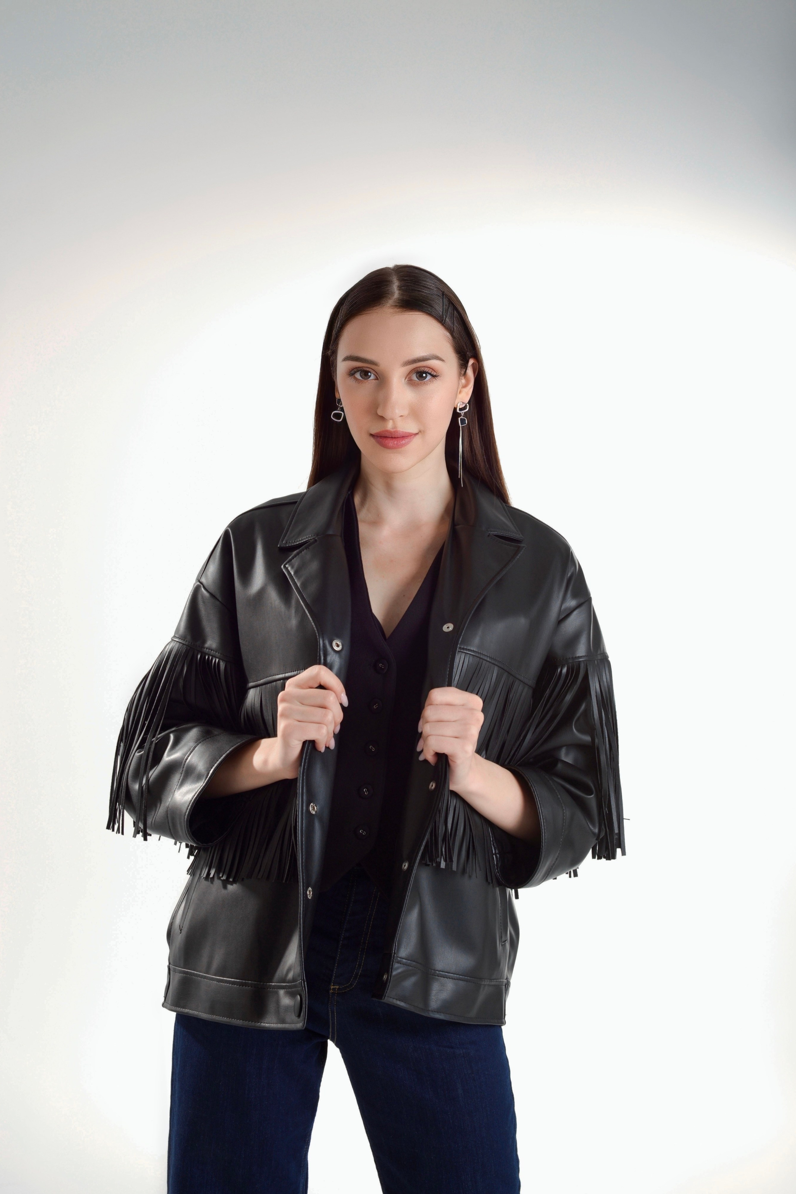 Модель для предметной съемки Юлия А. Н.Новгород| Sale Easy