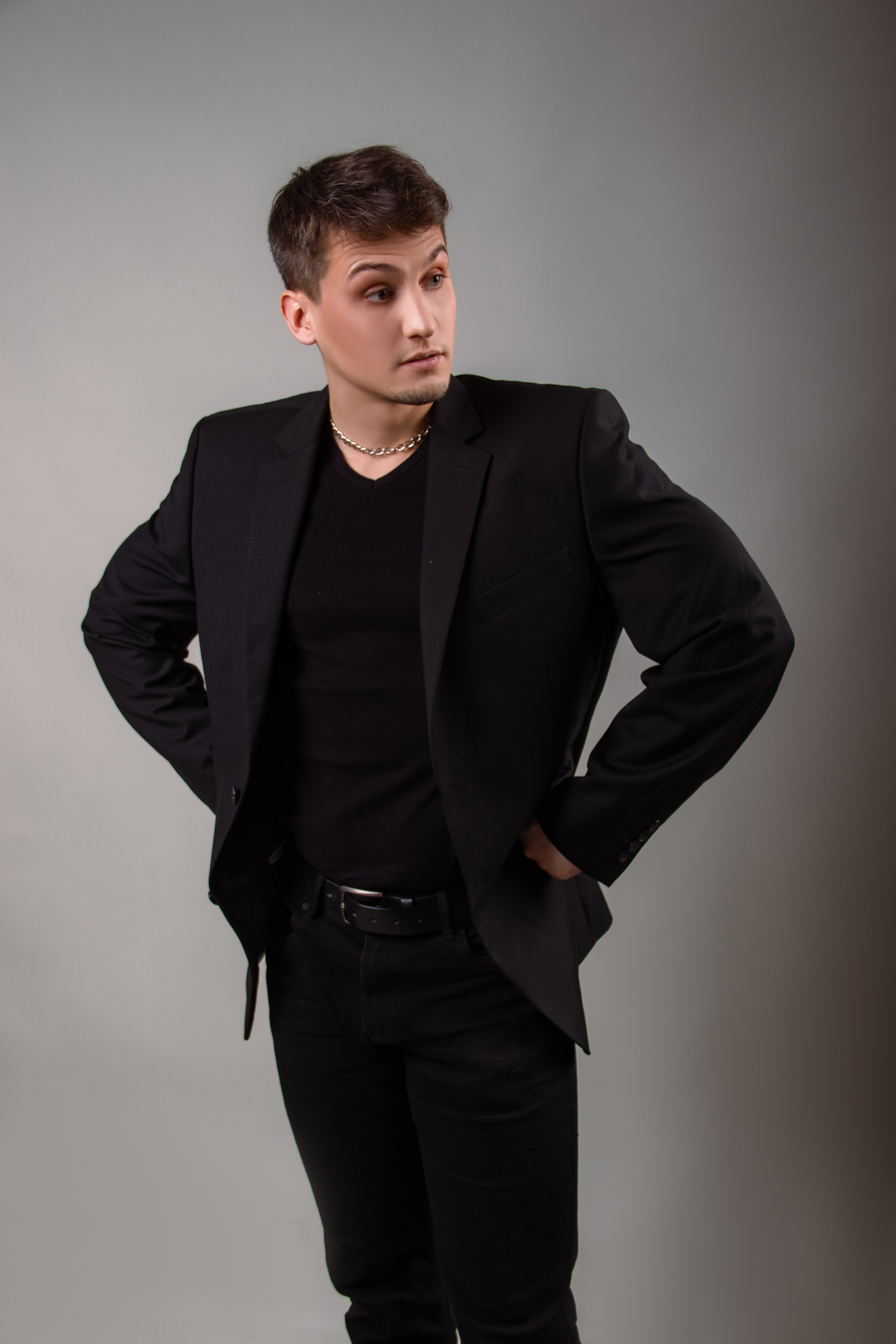 Модель для предметной съемки Артемий Н.Новгород | Sale Easy