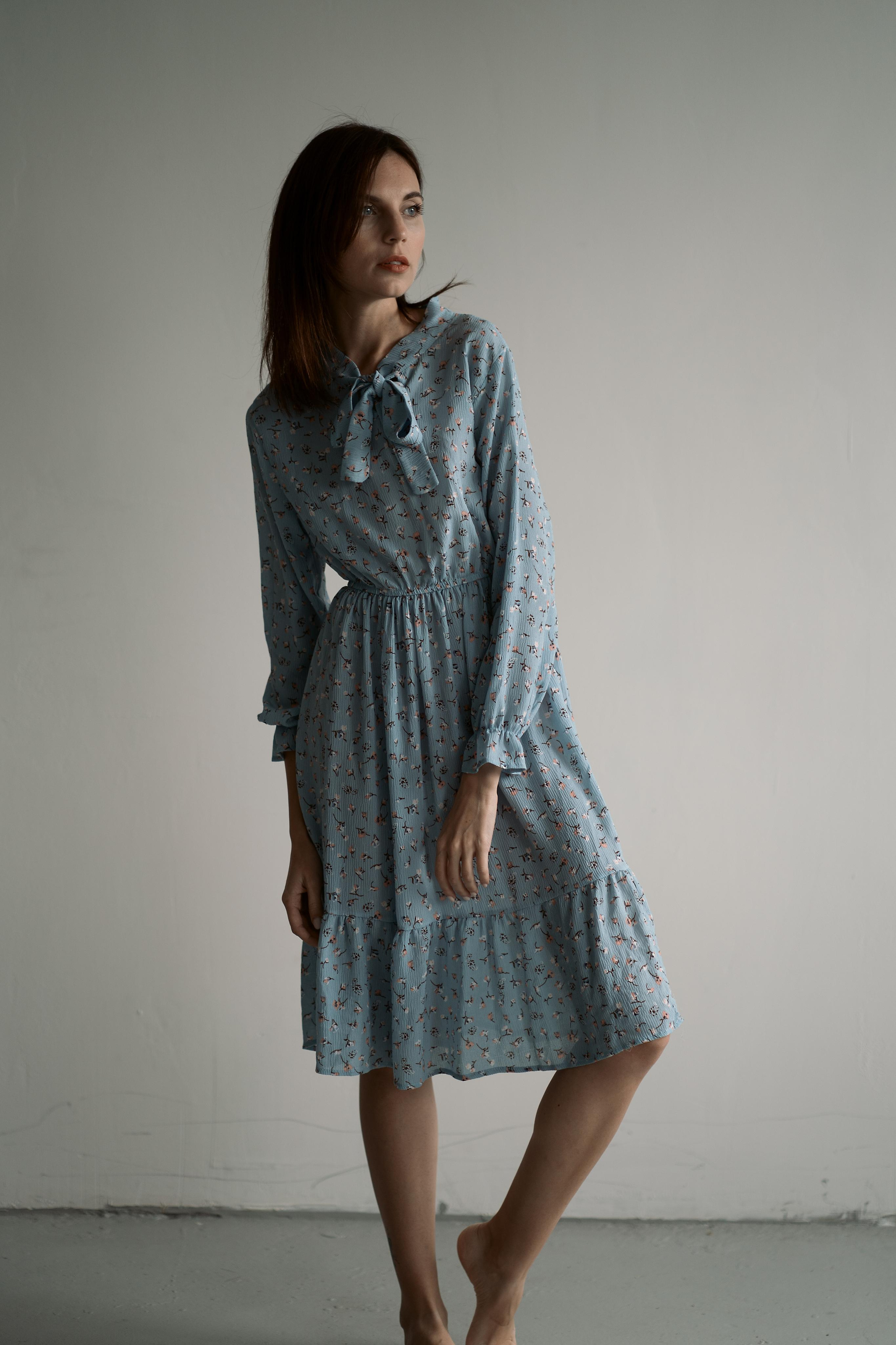 Модель для предметной съемки Евгения Б С-Петербург | Sale Easy