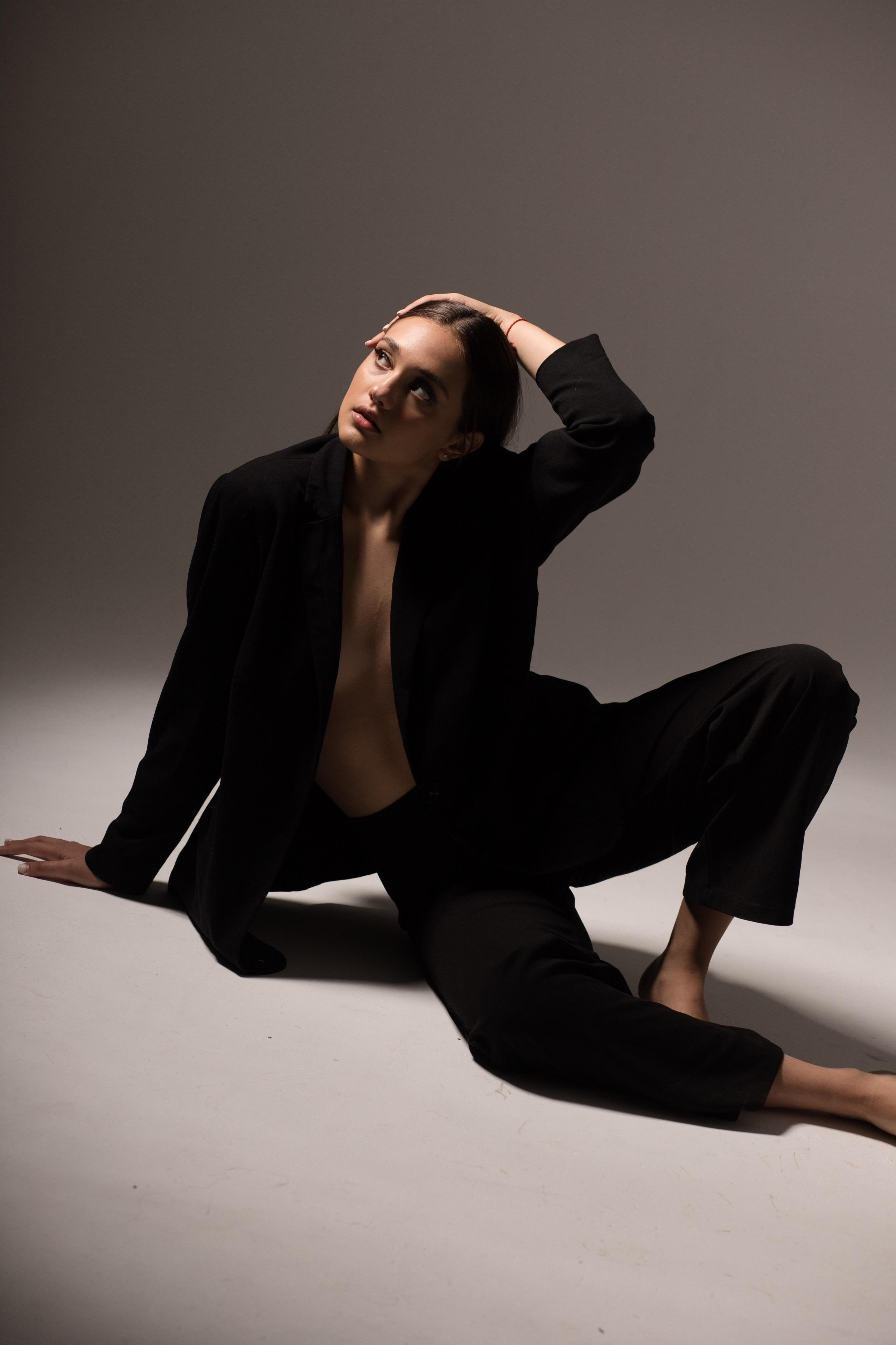 Модель plus size для предметной съемки Елизавета Е. Москва | Sale Easy