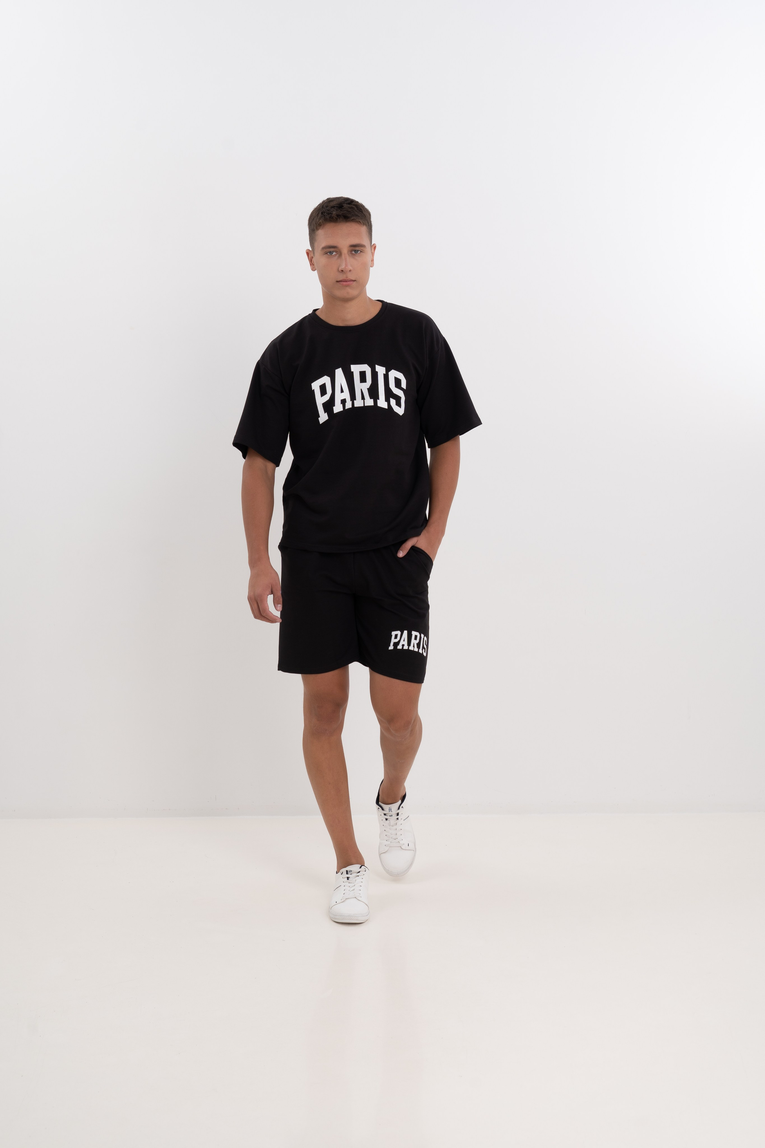 Модель для предметной съемки Эмиль А Казань| Sale Easy