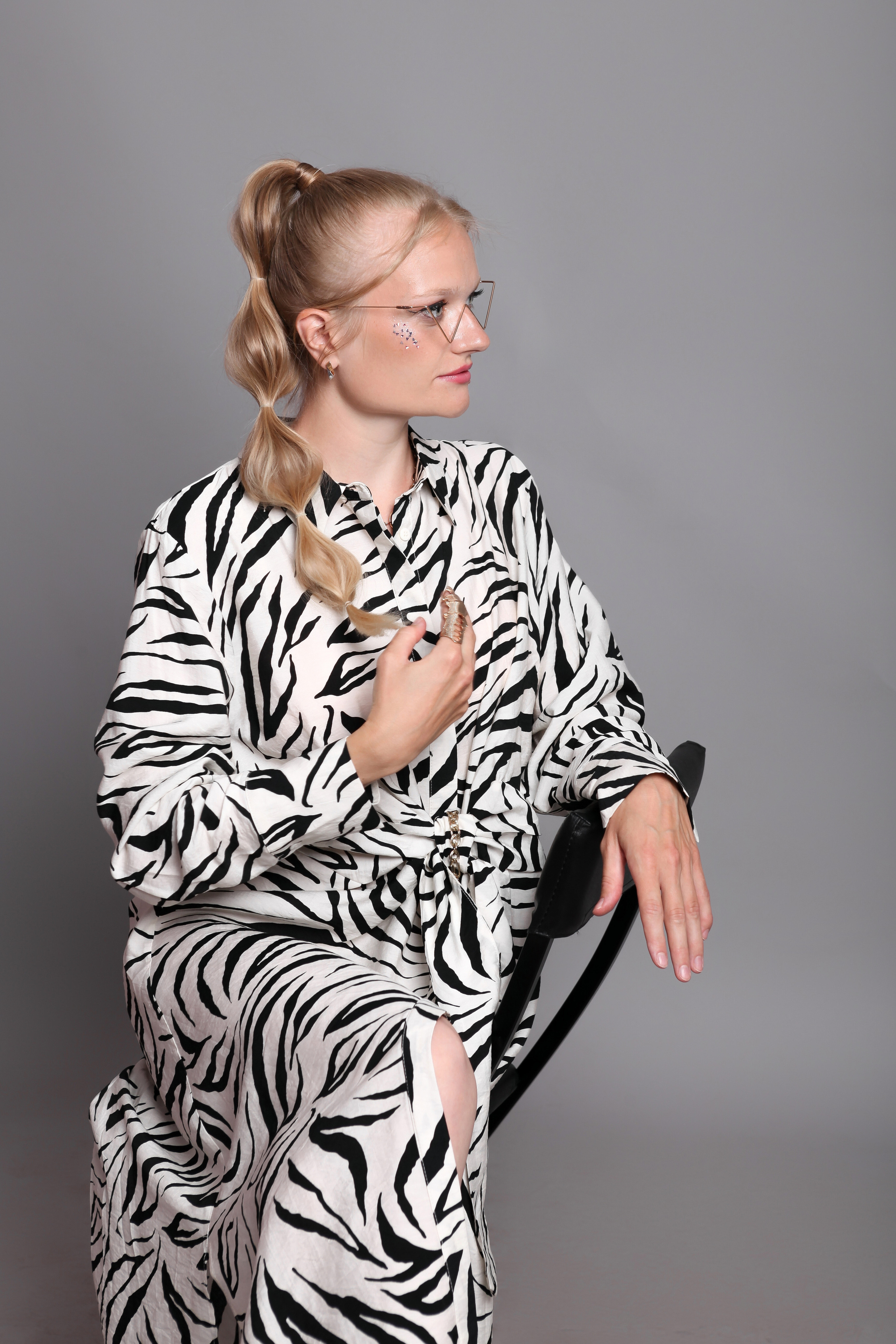 Модель для предметной съемки Анастасия Т Новосибирск| Sale Easy