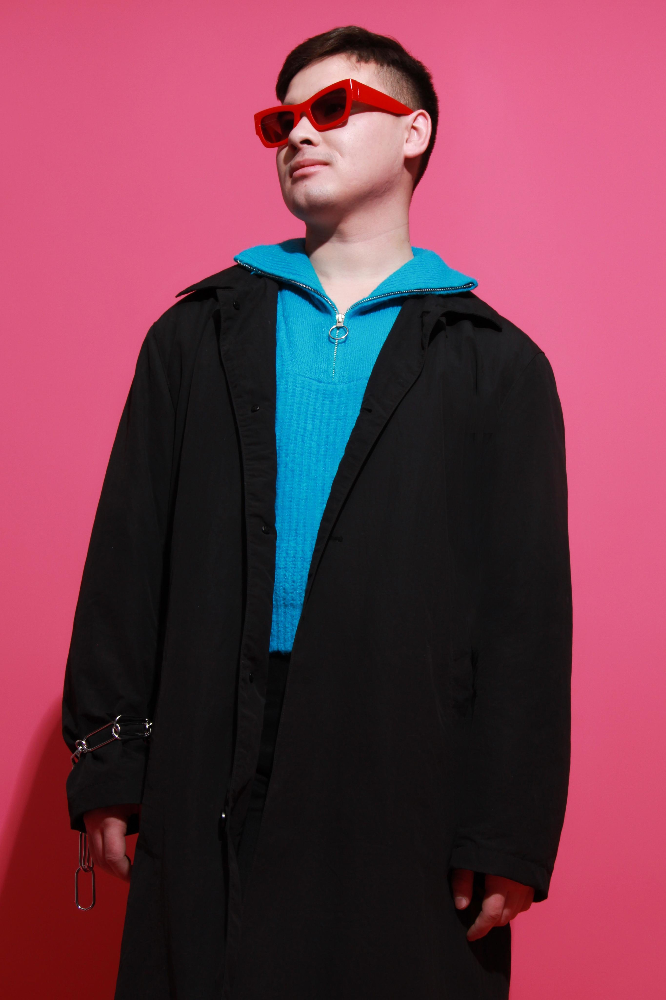 Модель для предметной съемки Данил Б Новосибирск| Sale Easy