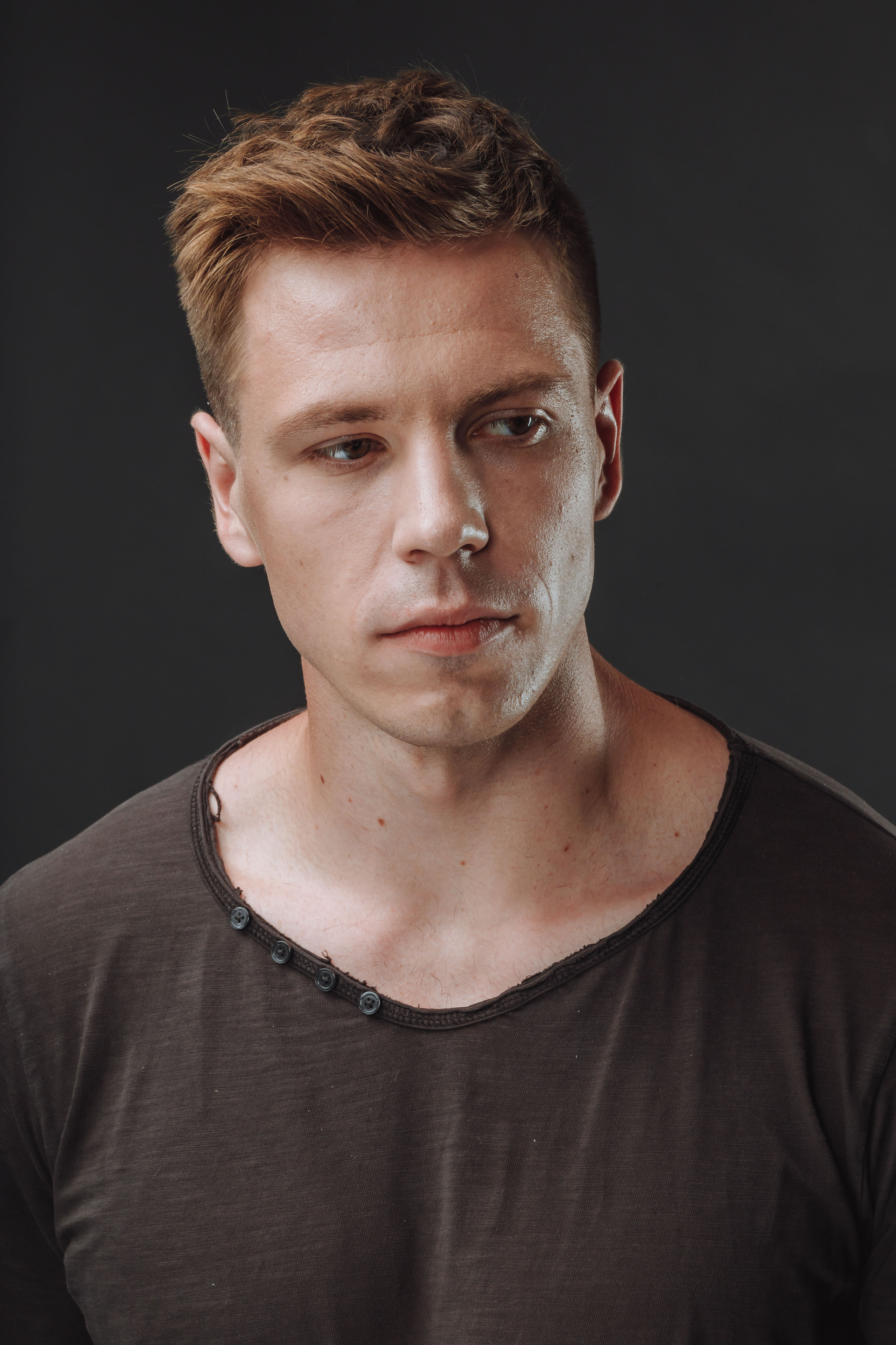 Модель для предметной съемки Максим А. С-Петербург | Sale Easy