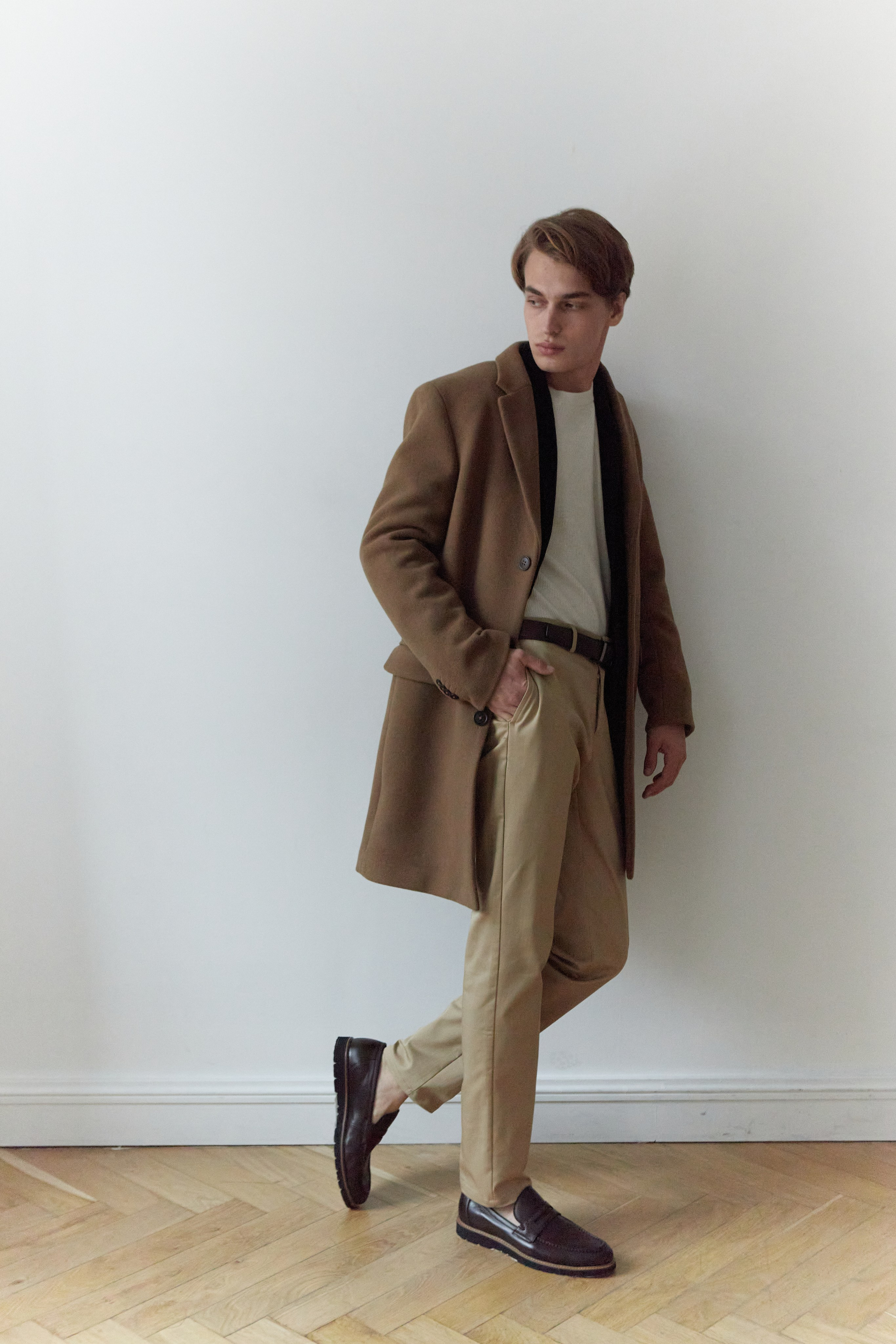 Модель для предметной съемки Роман id 29 030 С.-Пб| Sale Easy