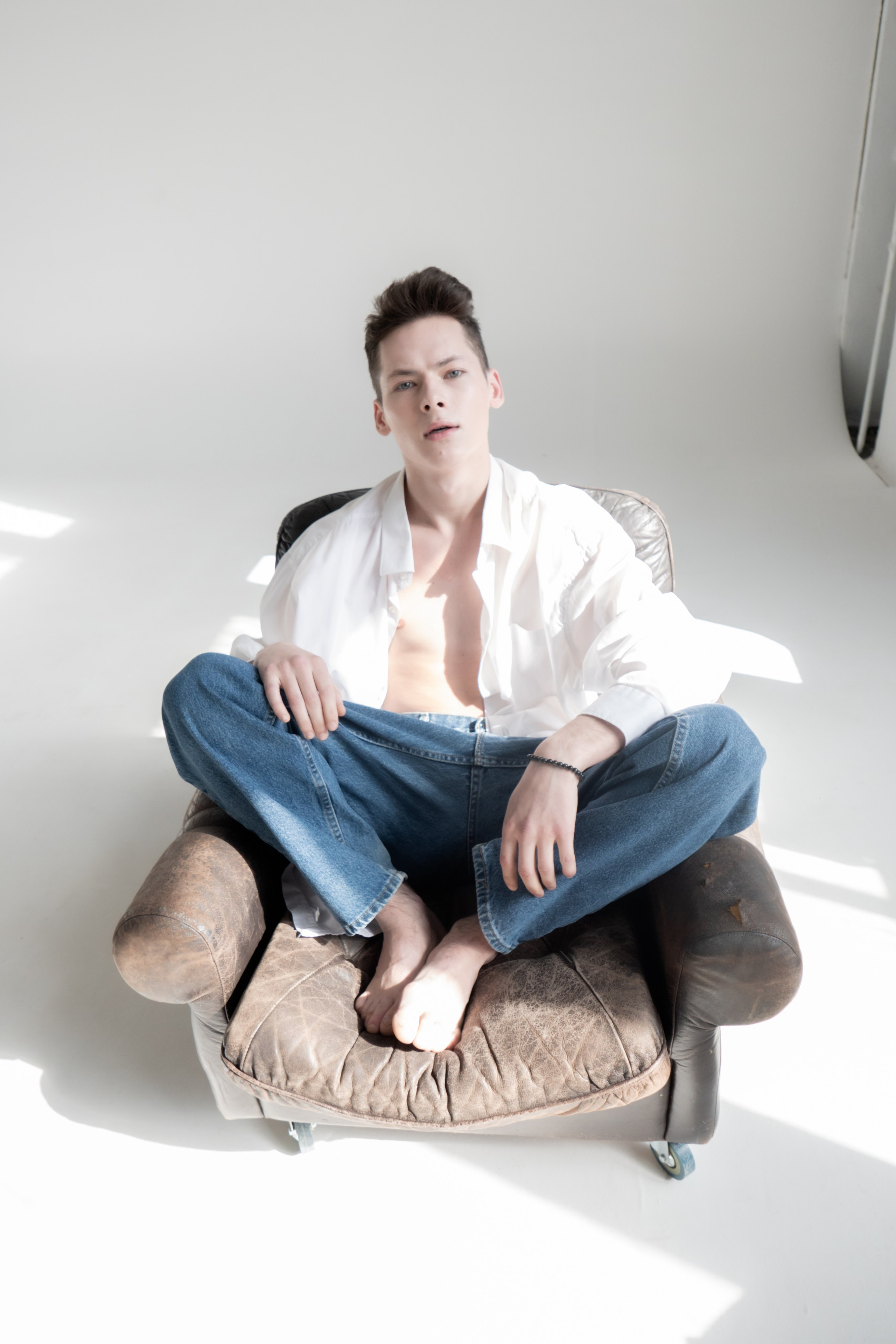 Модель для предметной съемки Андрей id 29 024 С.-Пб| Sale Easy