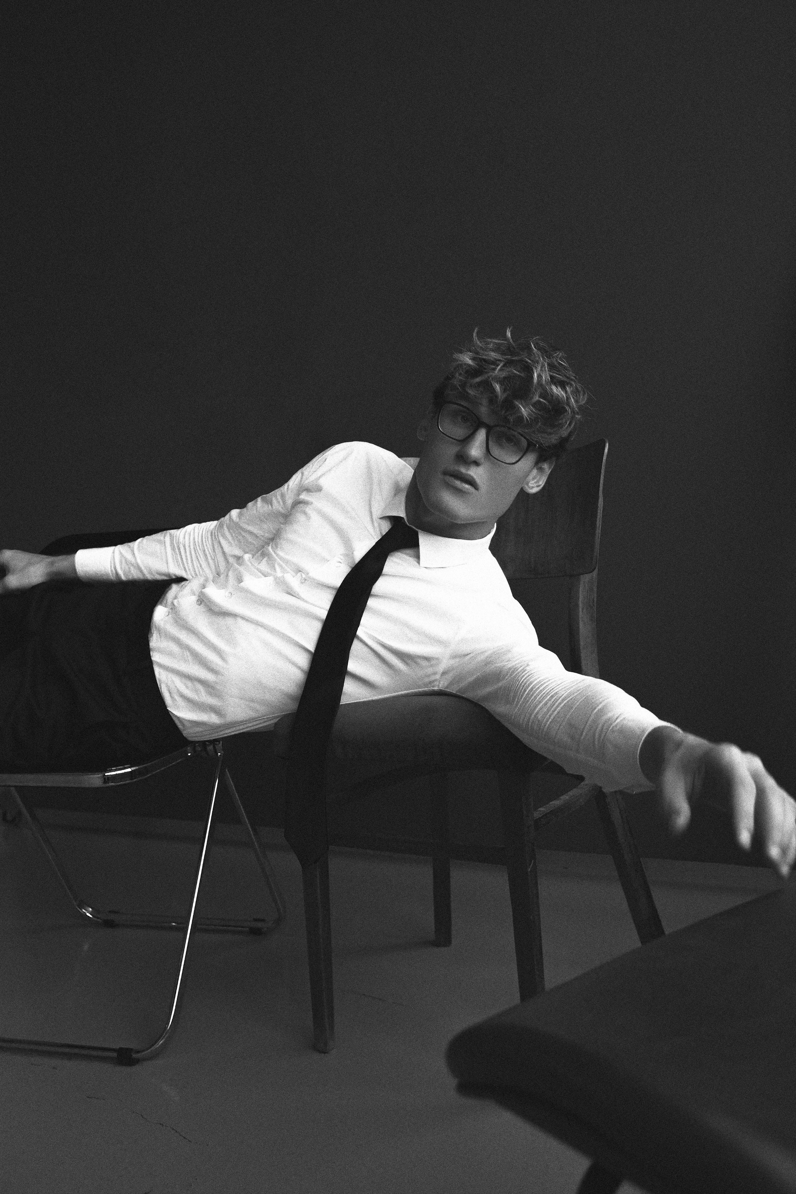 Модель для предметной съемки Илья АА Москва | Sale Easy