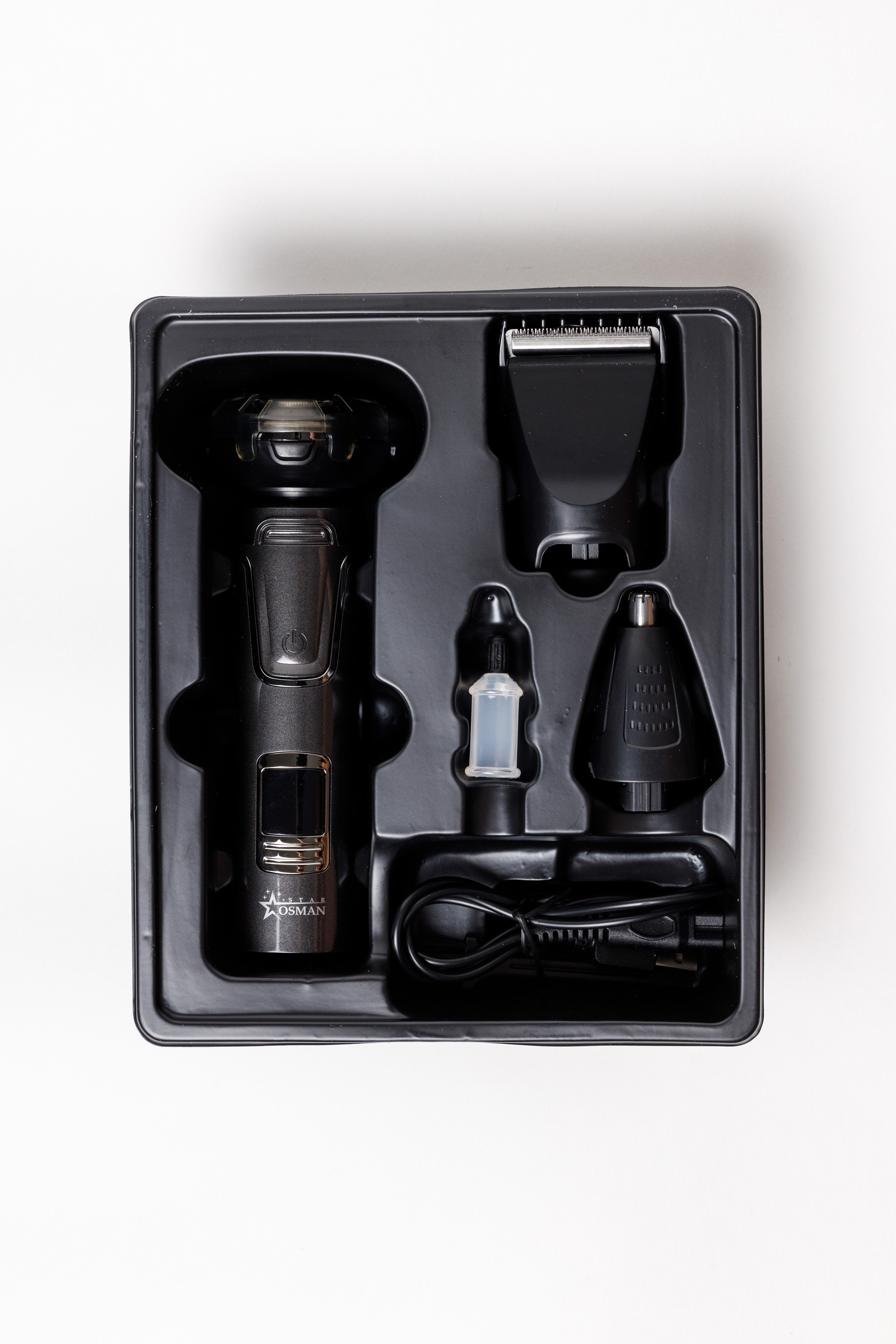 Предметная съемка техники с акцентом на передовые технологии и стиль.