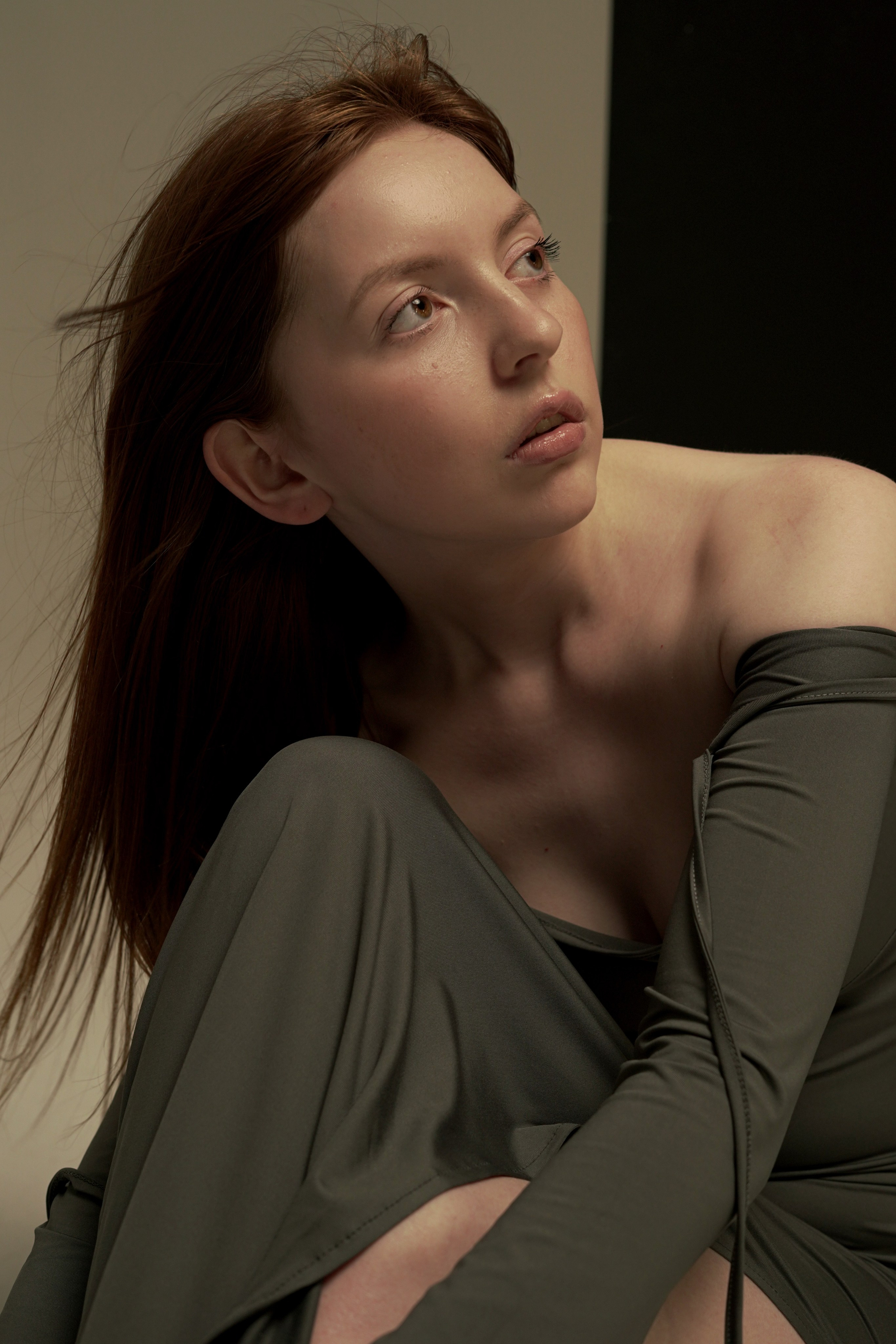 Модель для предметной съемки Гузель Казань| Sale Easy