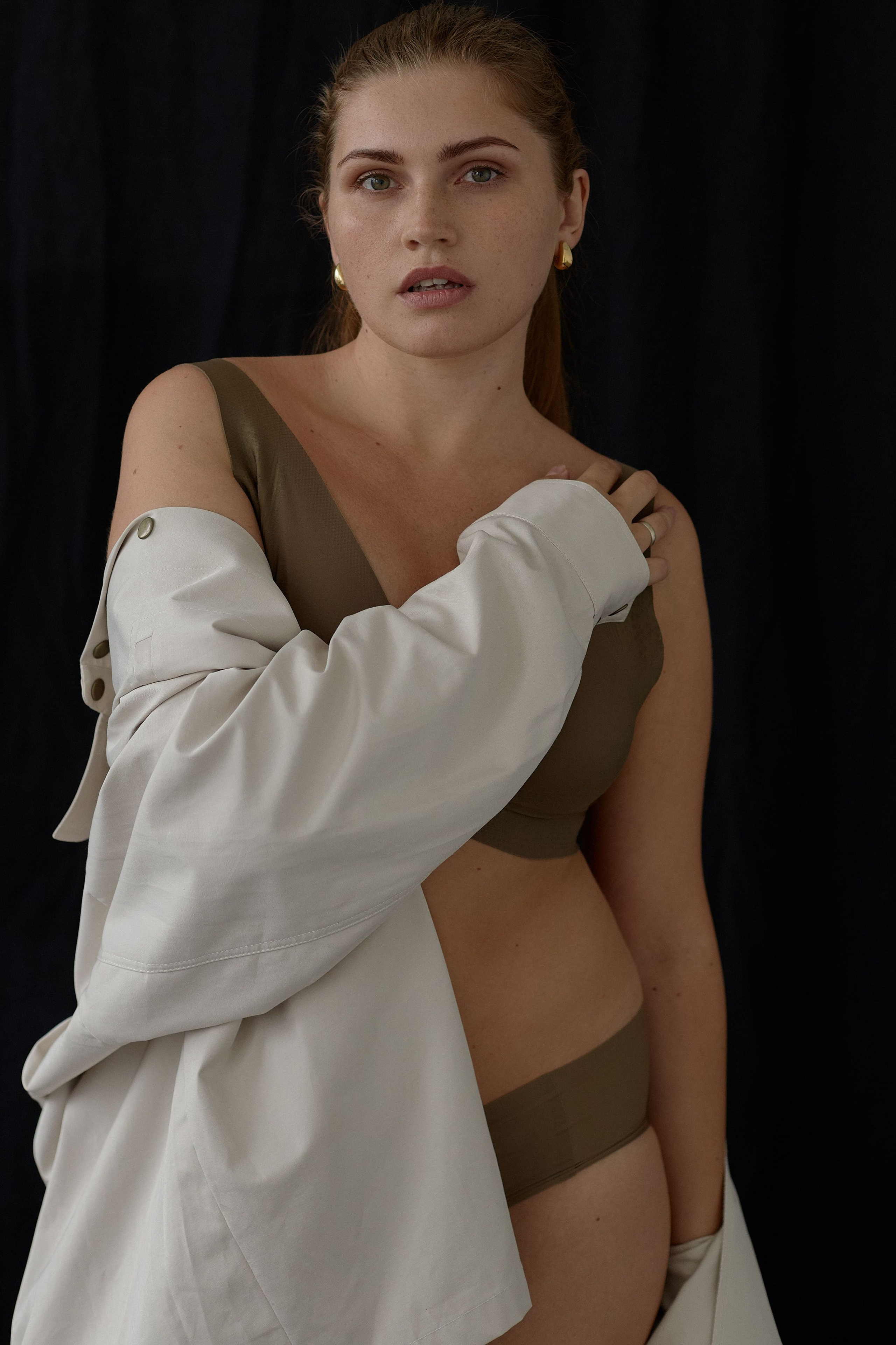 Модель для предметной съемки Алена 28 508 С-Пб| Sale Easy