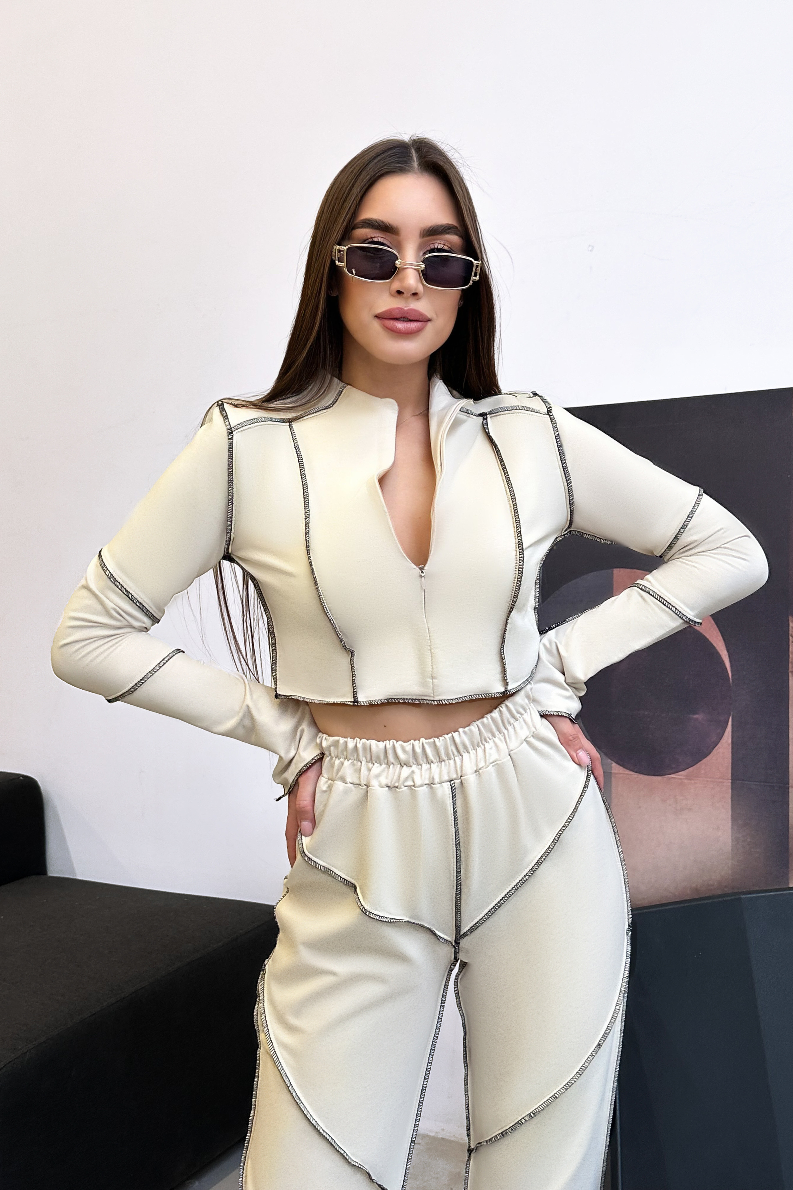 Модель для предметной съемки Виктория из Москвы| Sale Easy