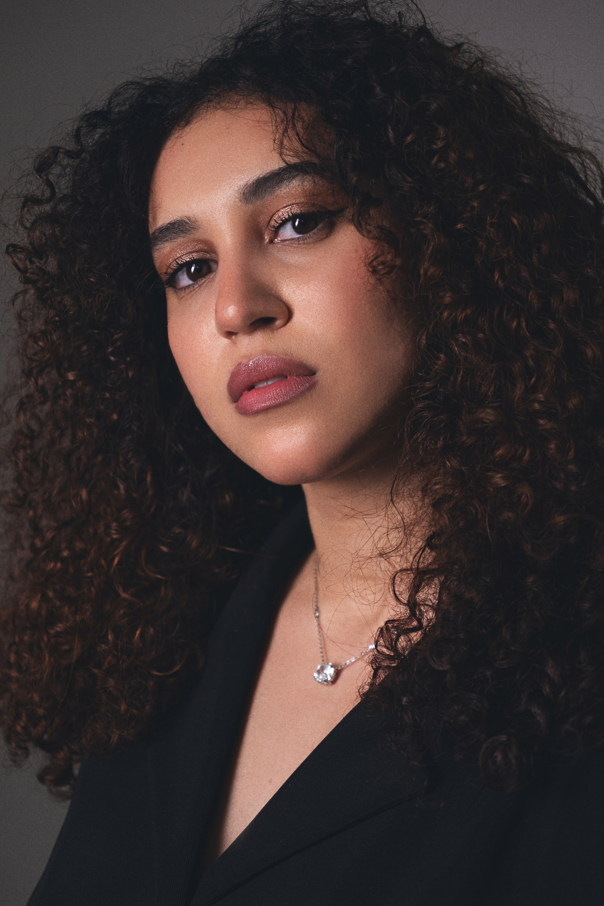 Икрам | id 16059. Предметная съёмка для маркетплейсов — фото и видео | Sale Easy