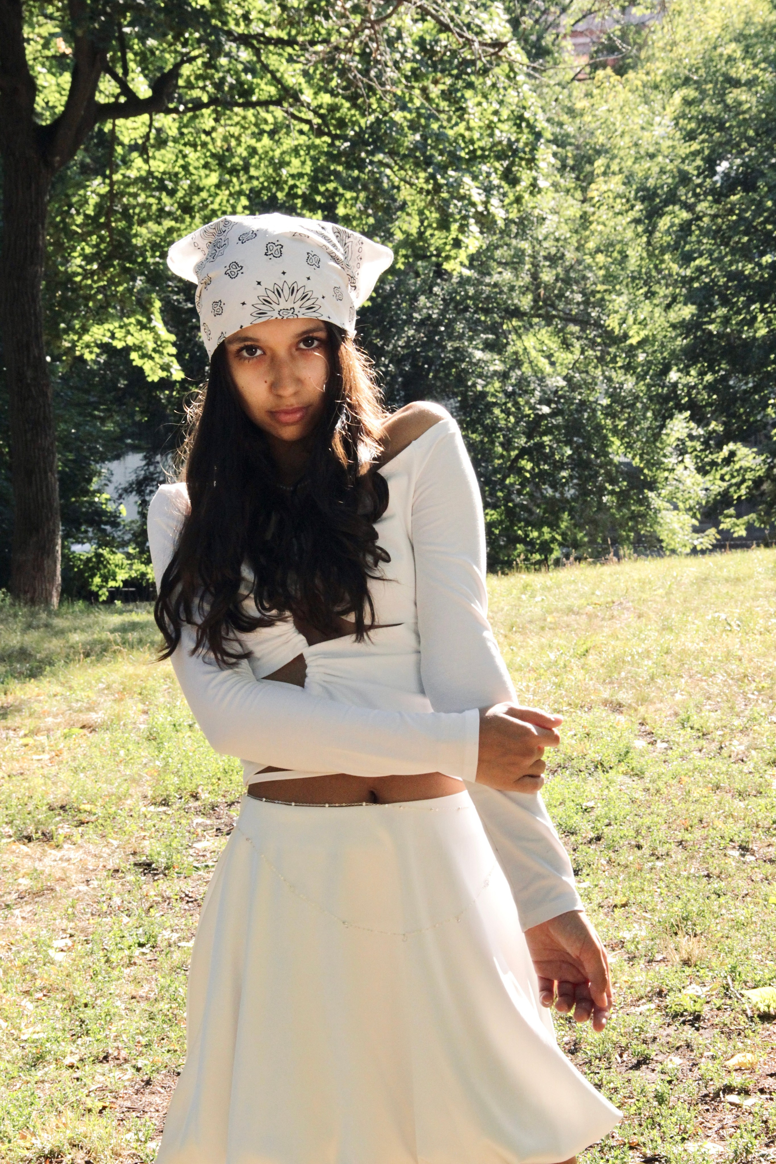 Модель для предметной съемки Джамиля Казань| Sale Easy