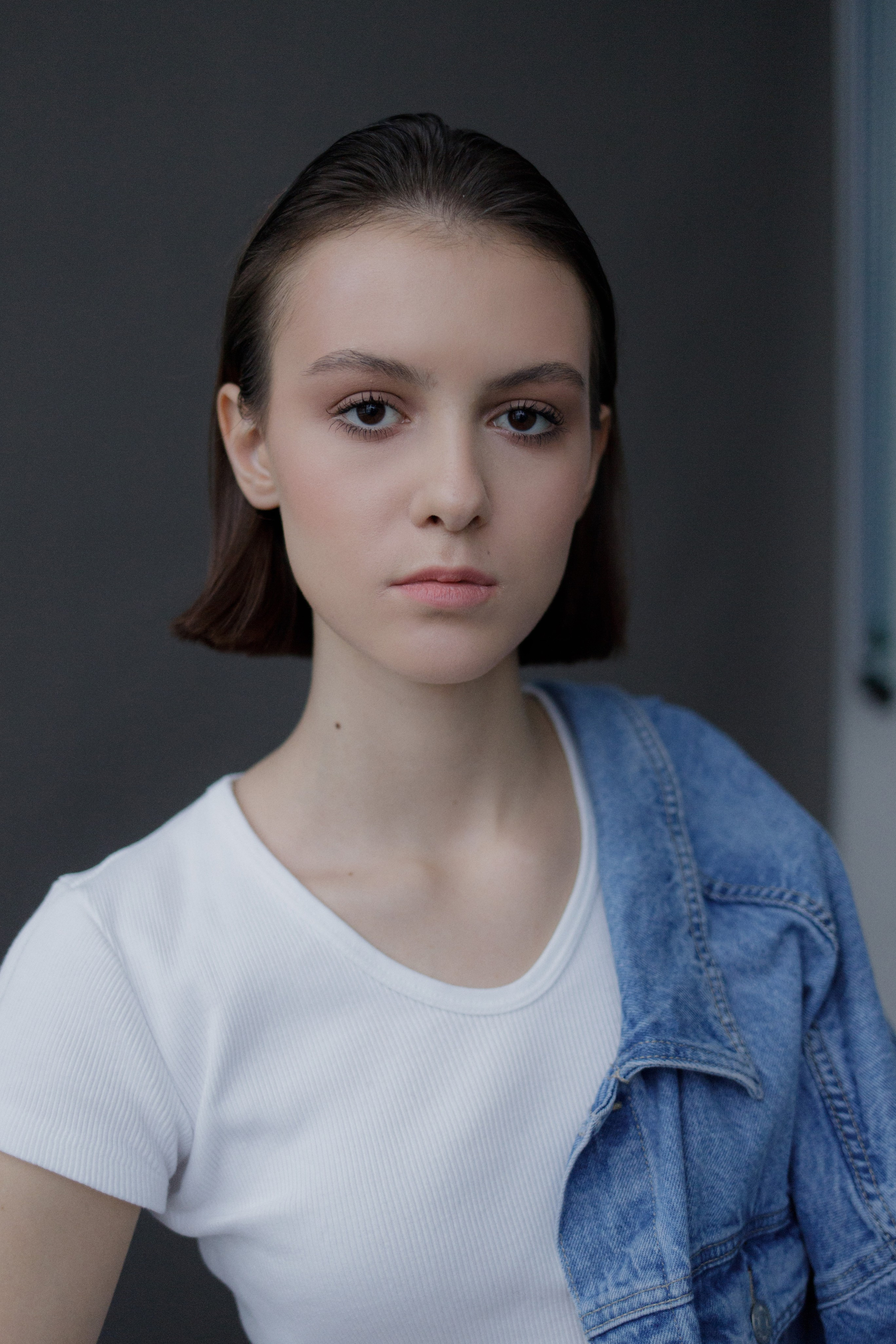 Модель для предметной съемки Милана Г. С.-Пб| Sale Easy