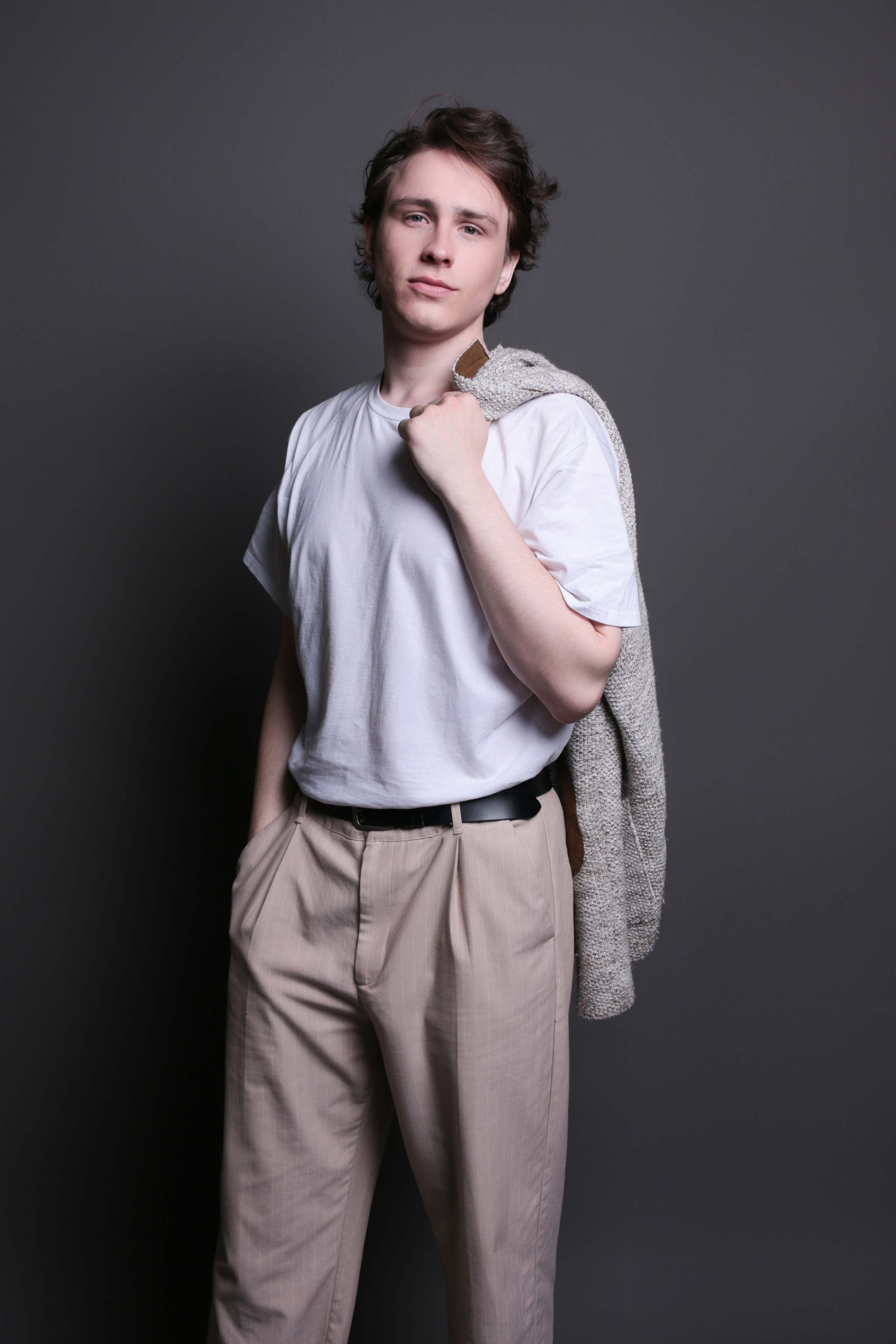 Модель для предметной съемки Илья Д С-Петербург | Sale Easy