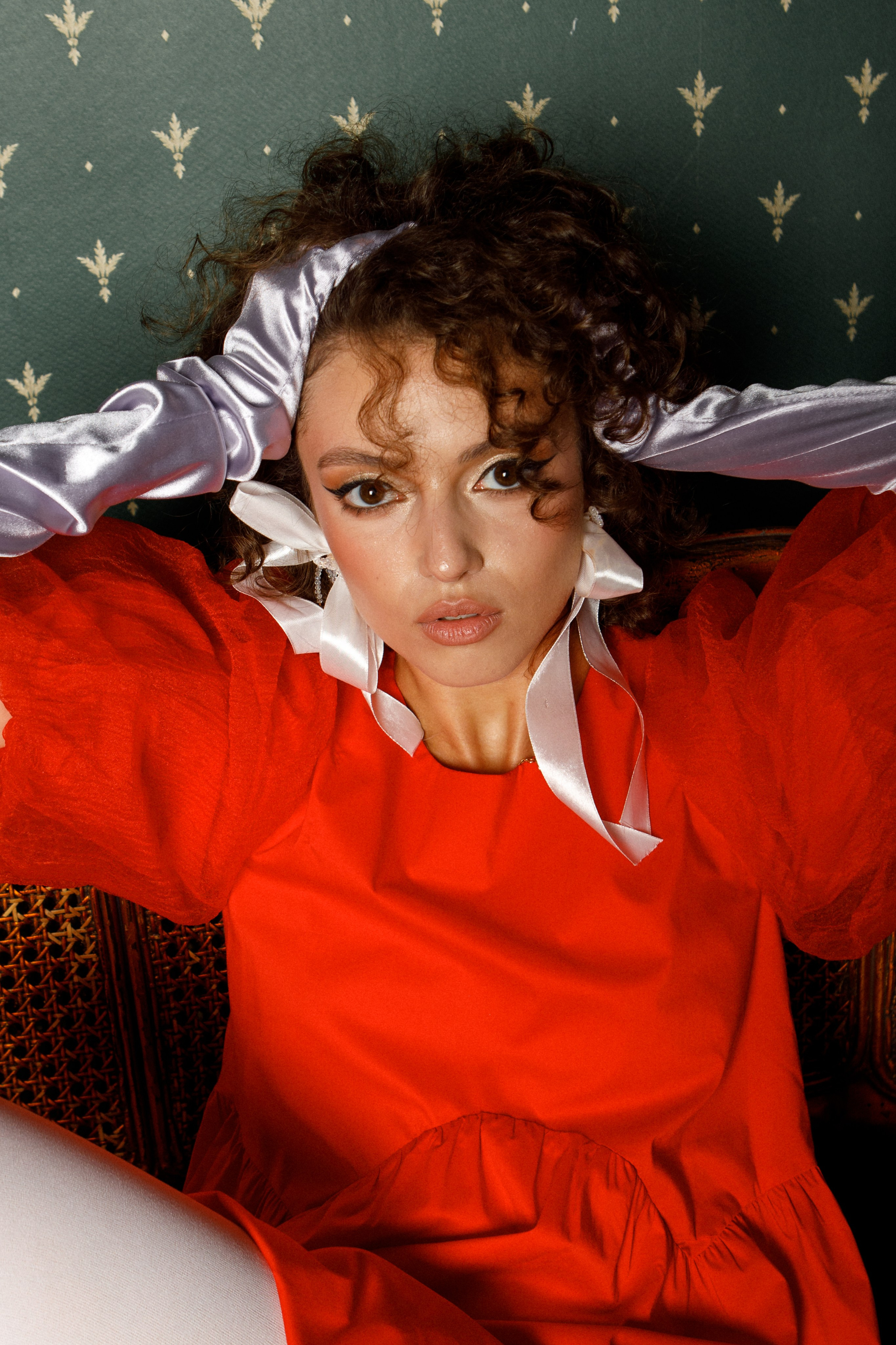 Модель для предметной съемки Анна Ш. С.-Пб| Sale Easy