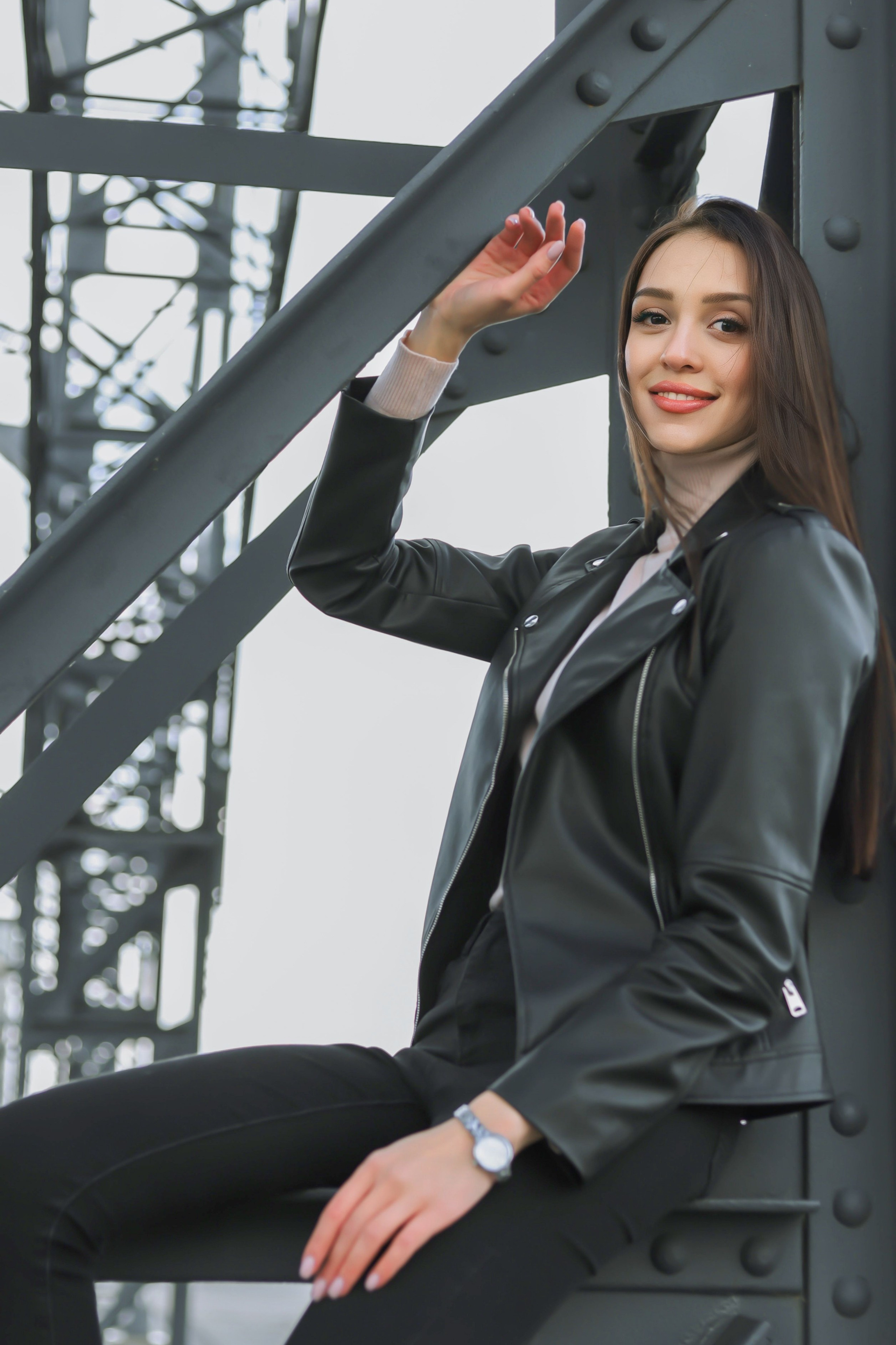 Модель для предметной съемки Юлия А. Н.Новгород| Sale Easy