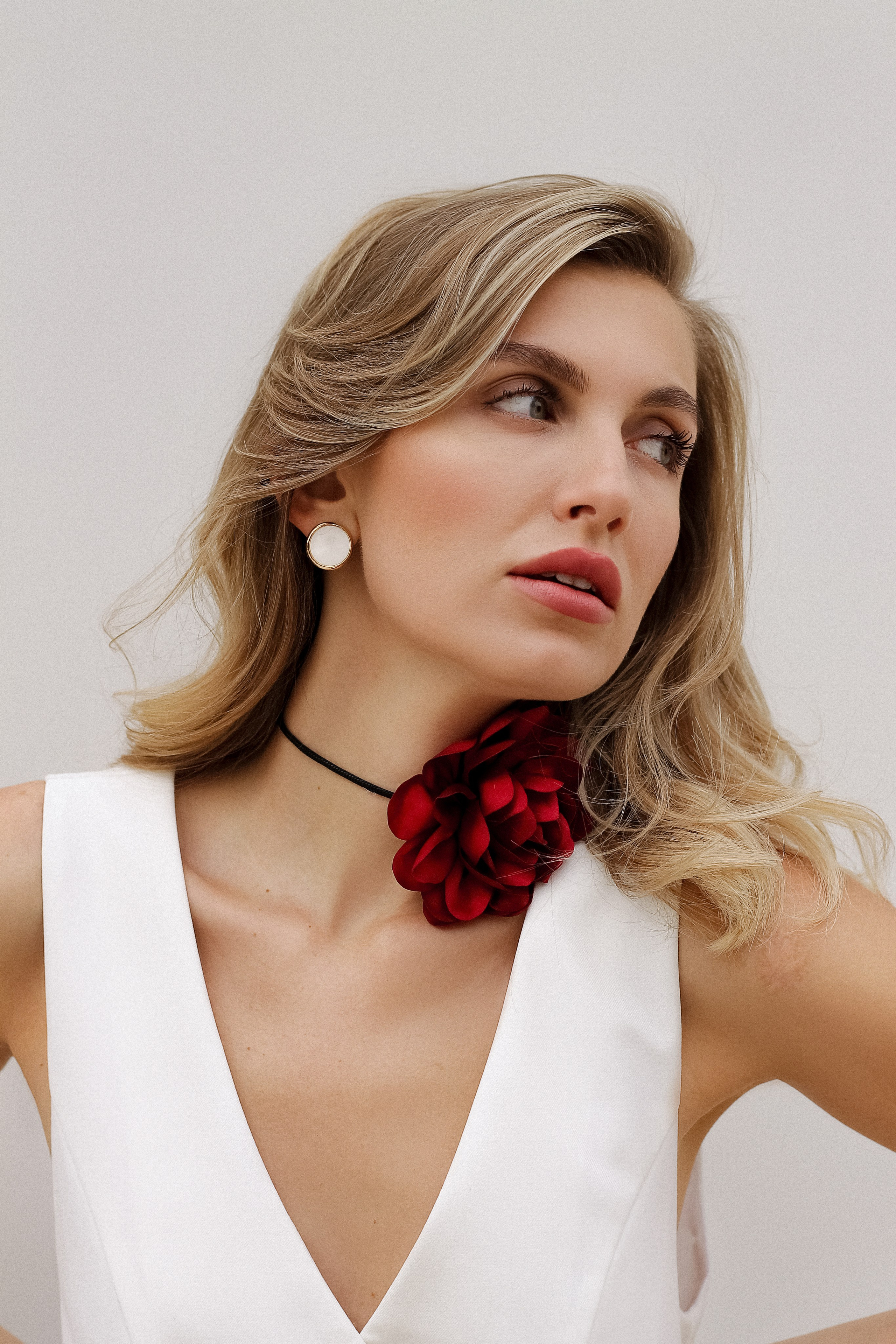 Модель для предметной съемки Юлия С. Москва| Sale Easy