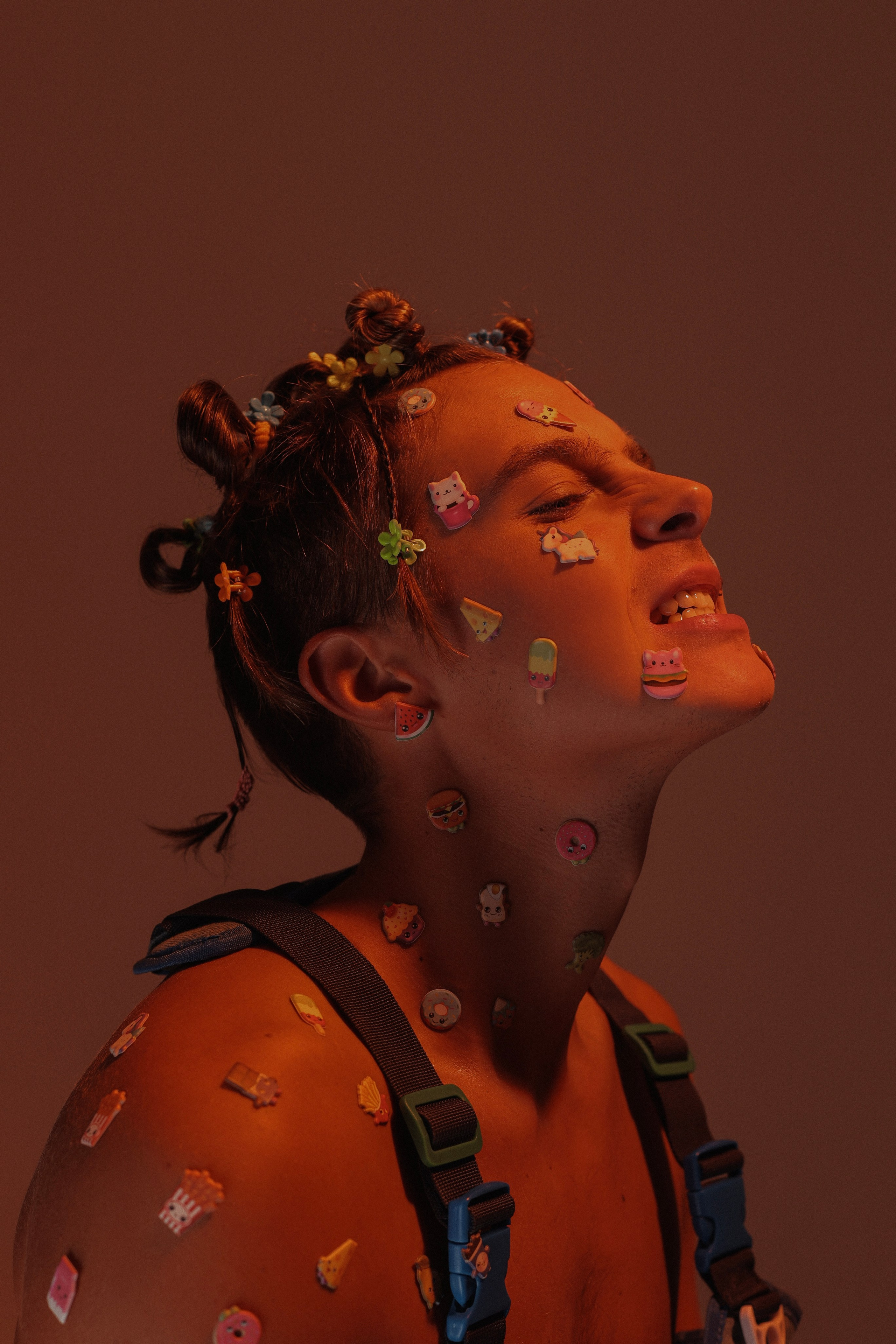 Модель для предметной съемки Богдан Н.Новгород | Sale Easy