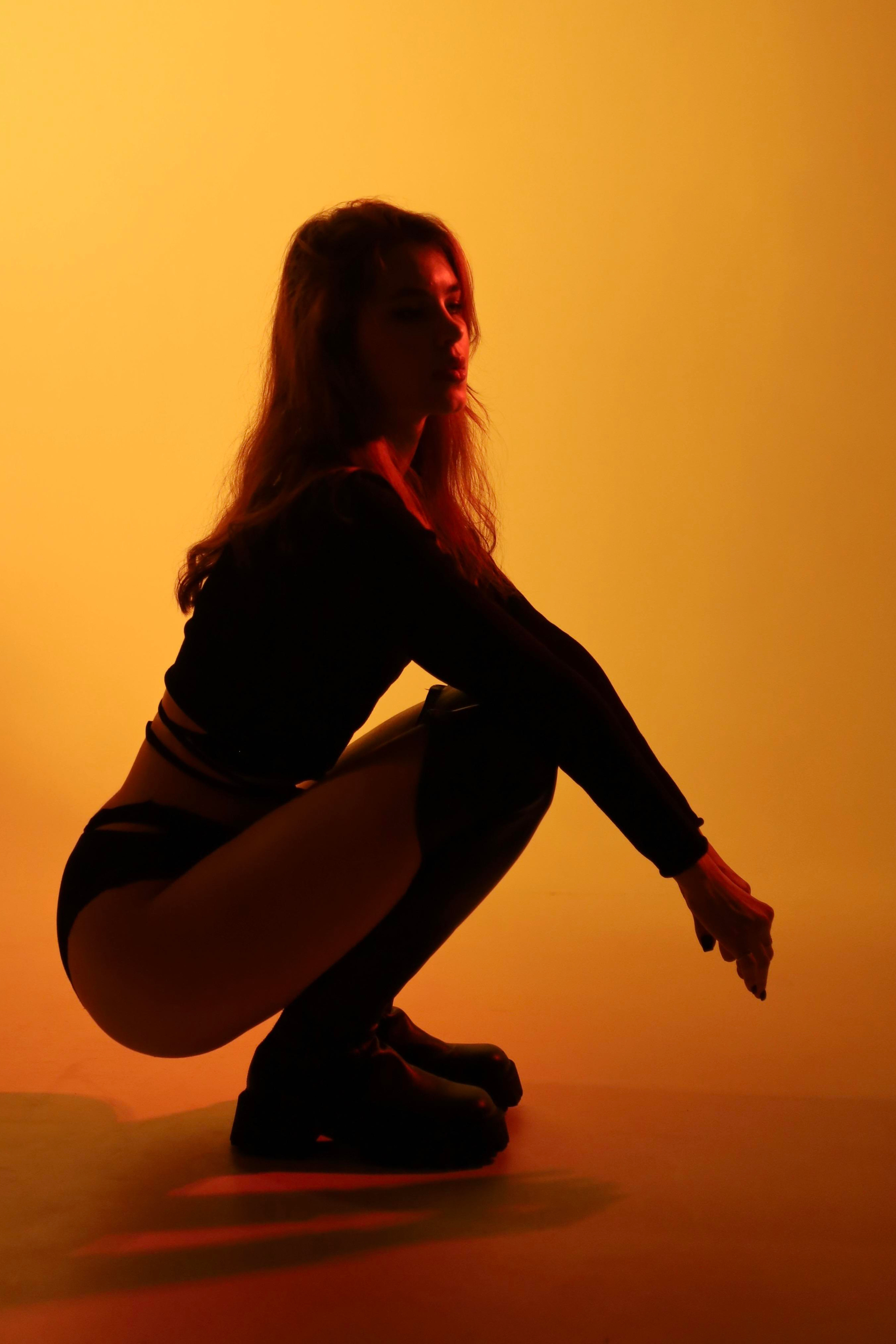 Модель для предметной съемки Юлия Е Казань| Sale Easy