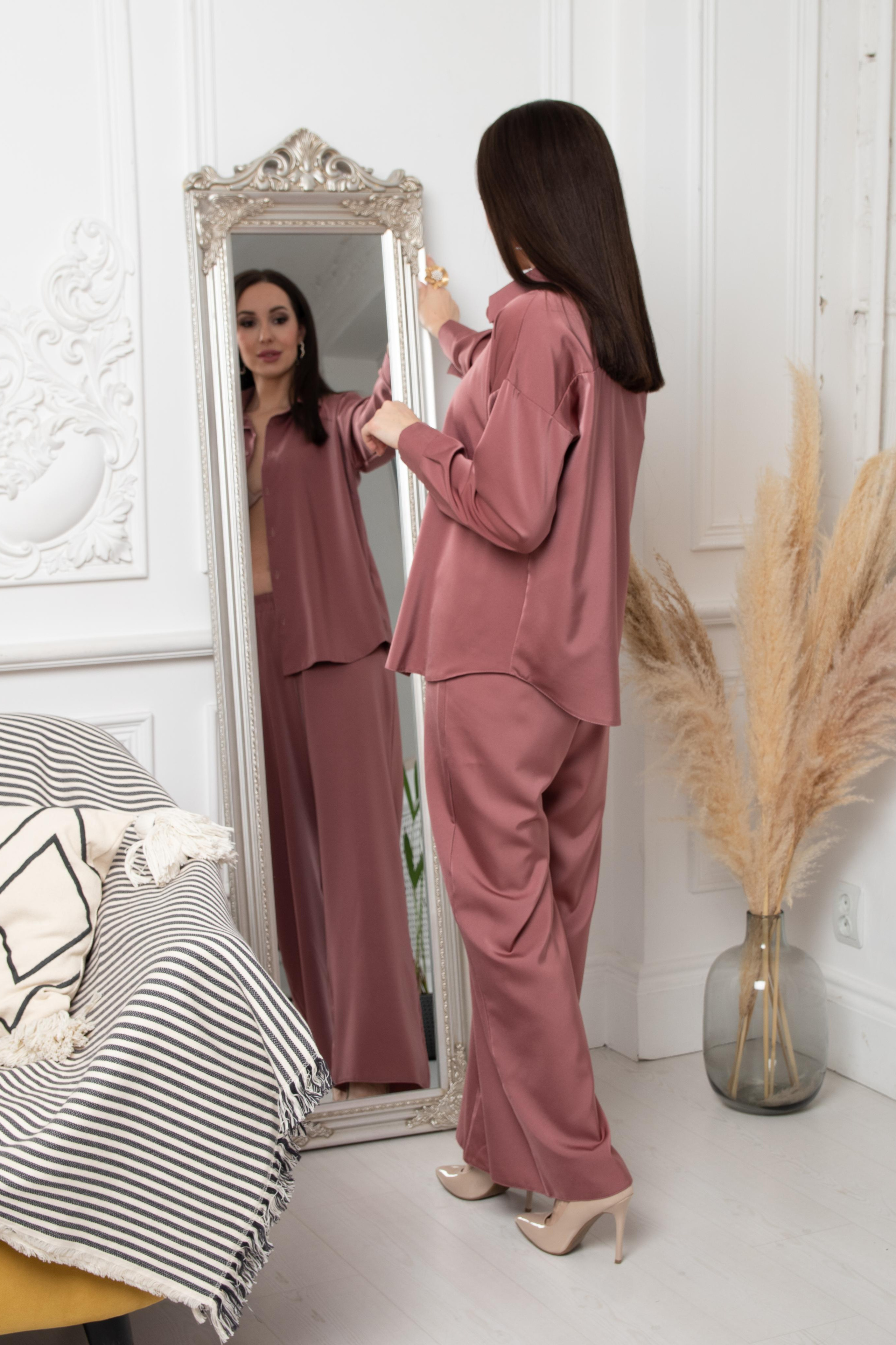 Портфолио. Фото женской одежды для маркетплейсов | Sale Easy