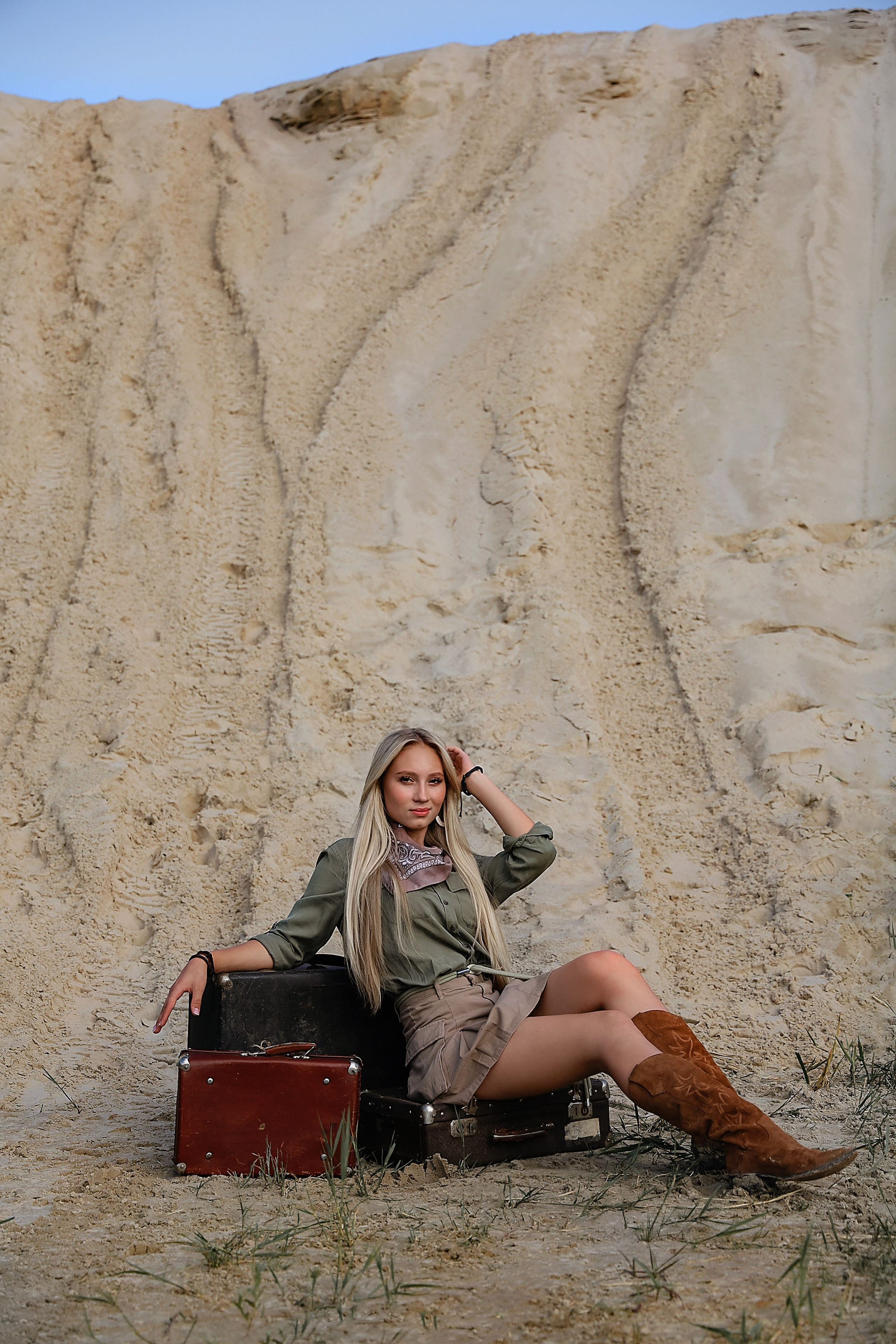 Модель для предметной съемки Юлия Ц. Н.Н.| Sale Easy