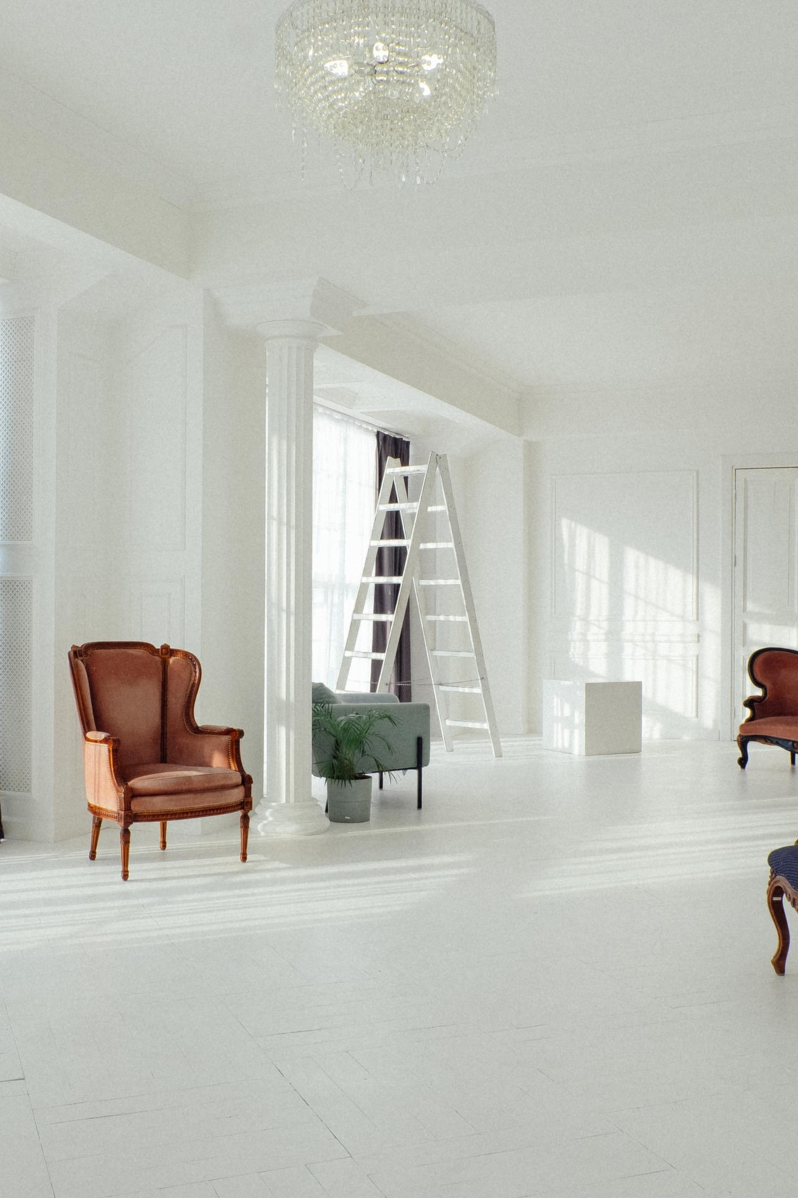 Студия ATOP Зал MONE для предметной съемки  Новосибирск|Sale Easy