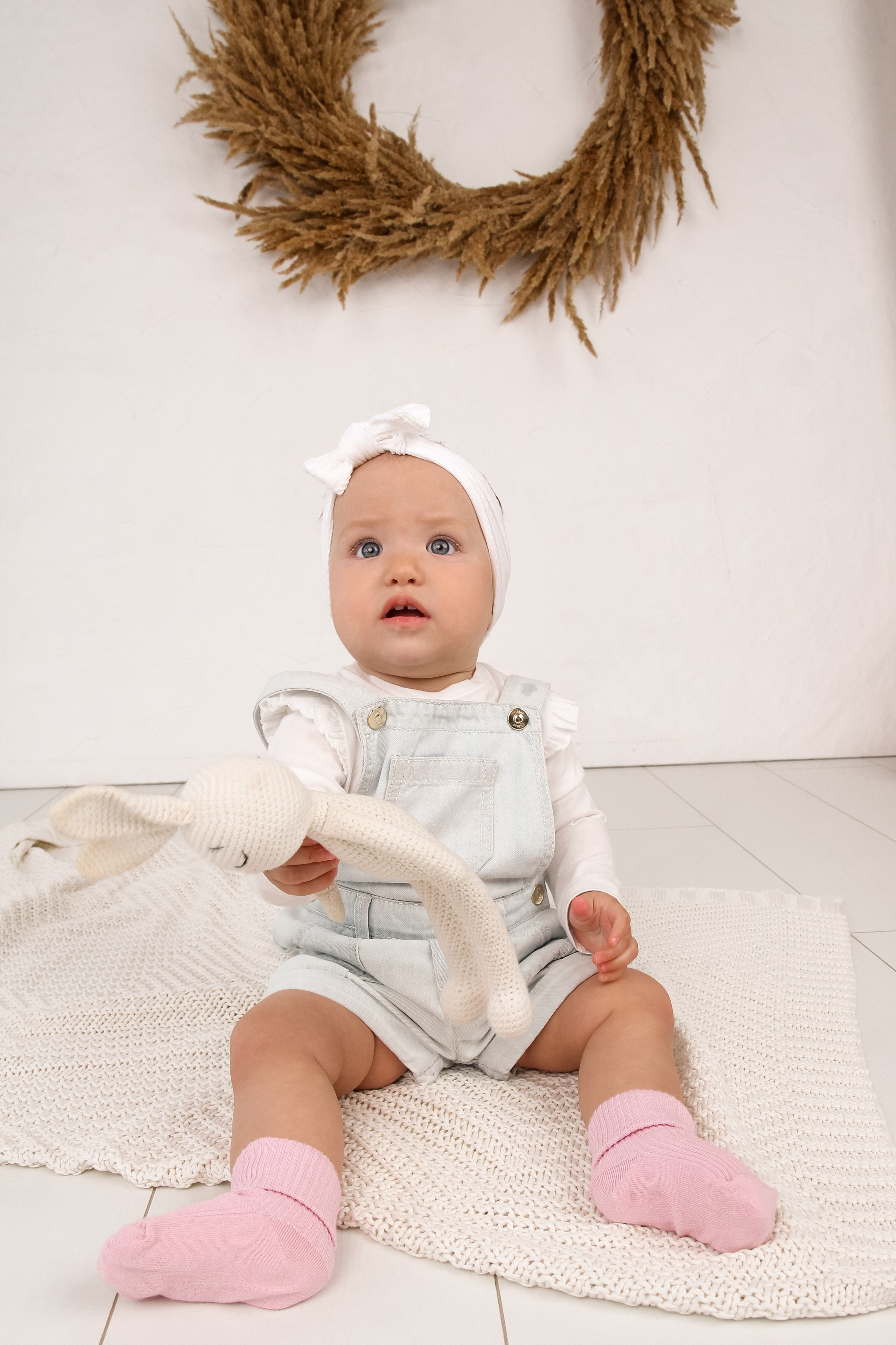 Модель девочка для предметной съемки Амелия Казань| Sale Easy