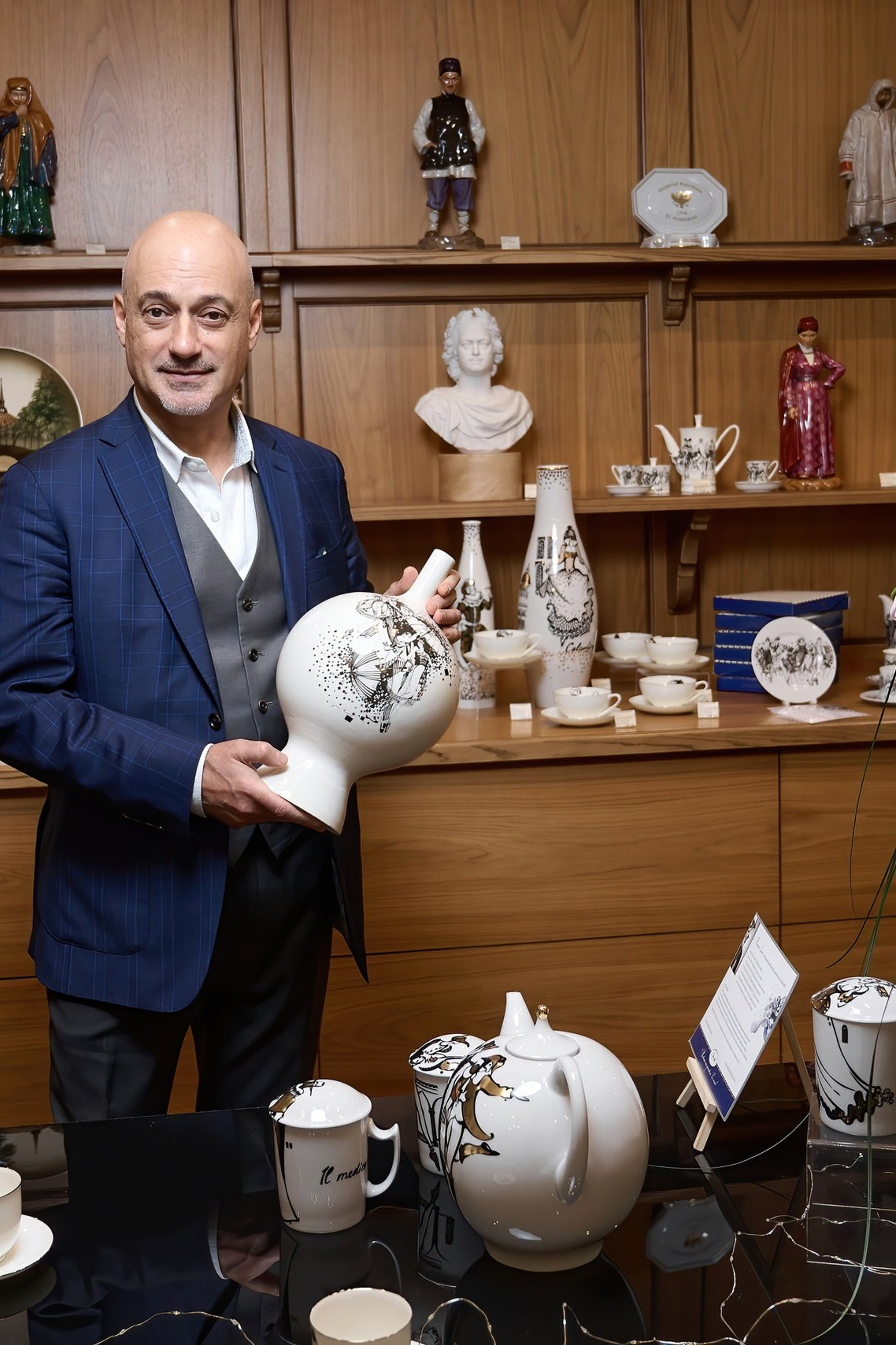 Императорский фарфоровый завод и Misha Lenn. 2022