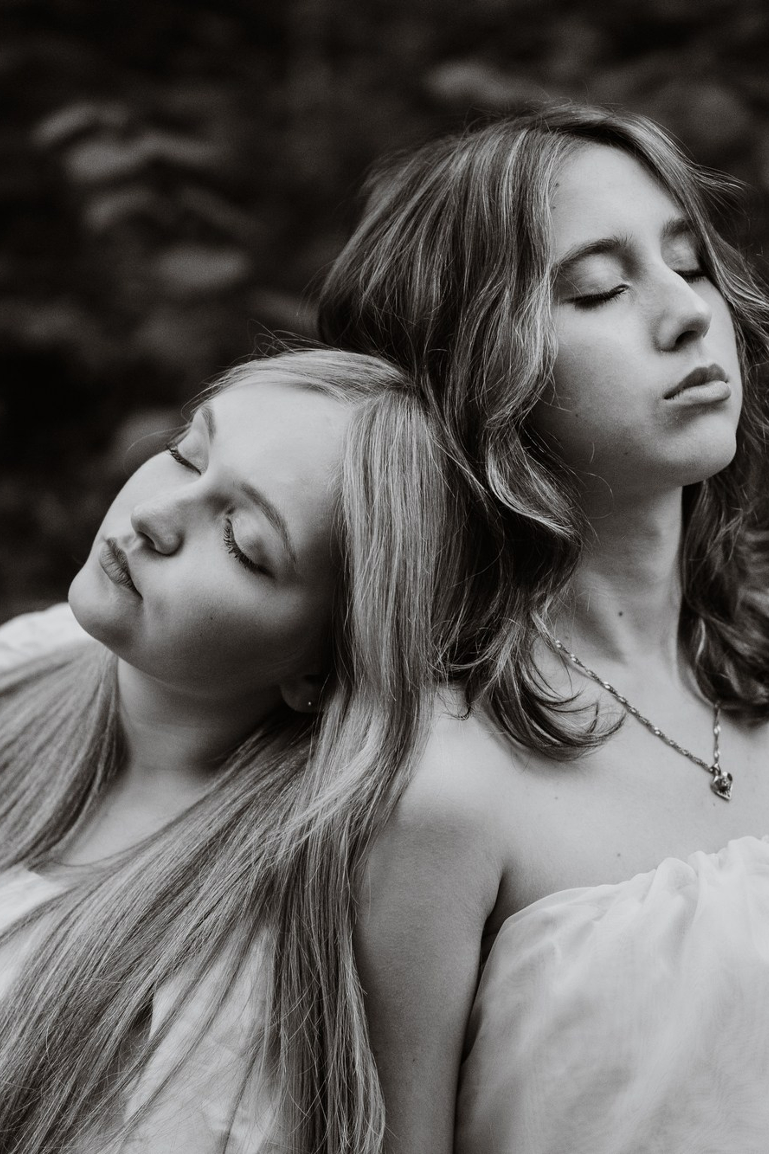 Полина и Лиза