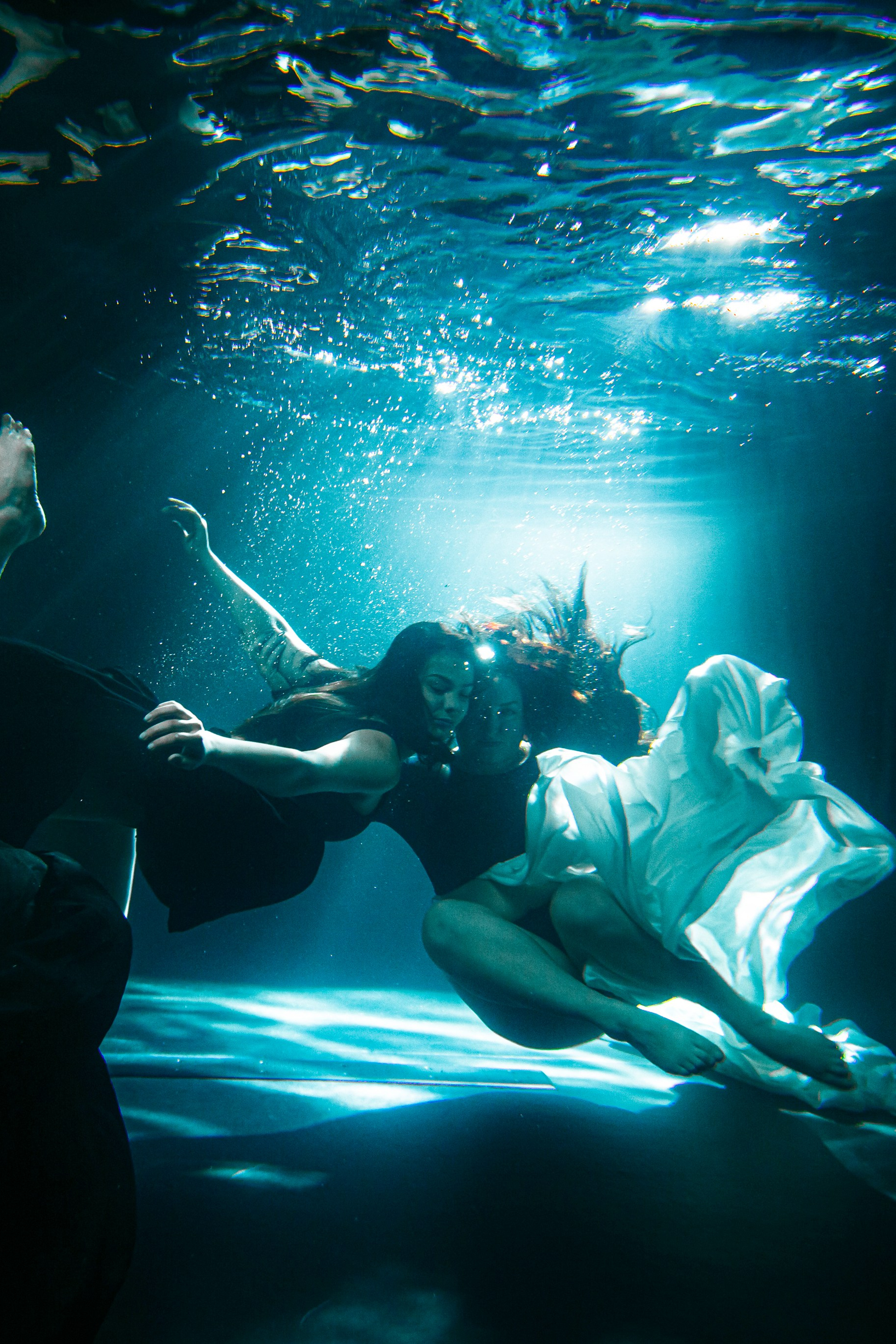 Света и Яна