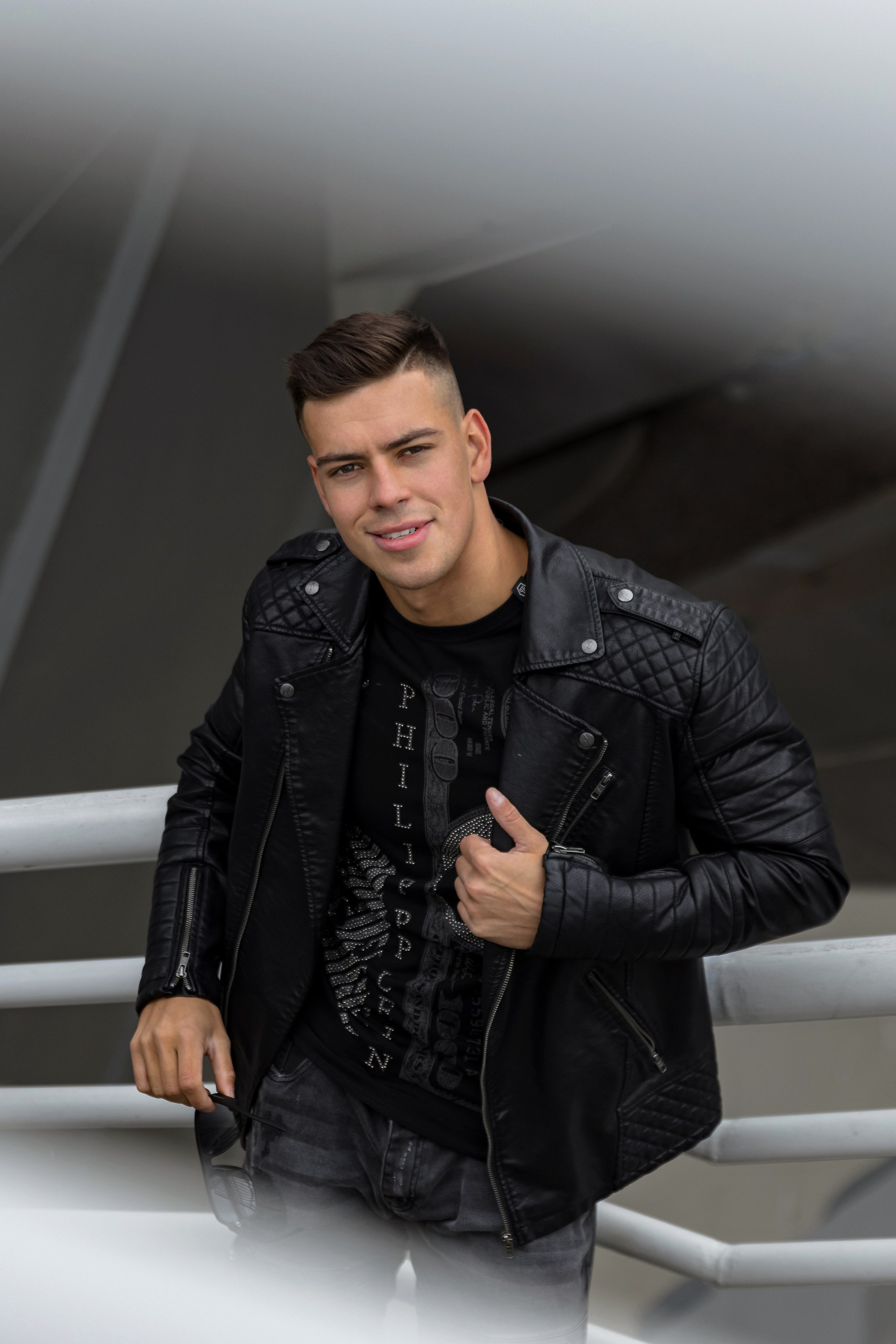 Георгий Славороссов, участник шоу Титаны и&nbsp;Ледниковый период