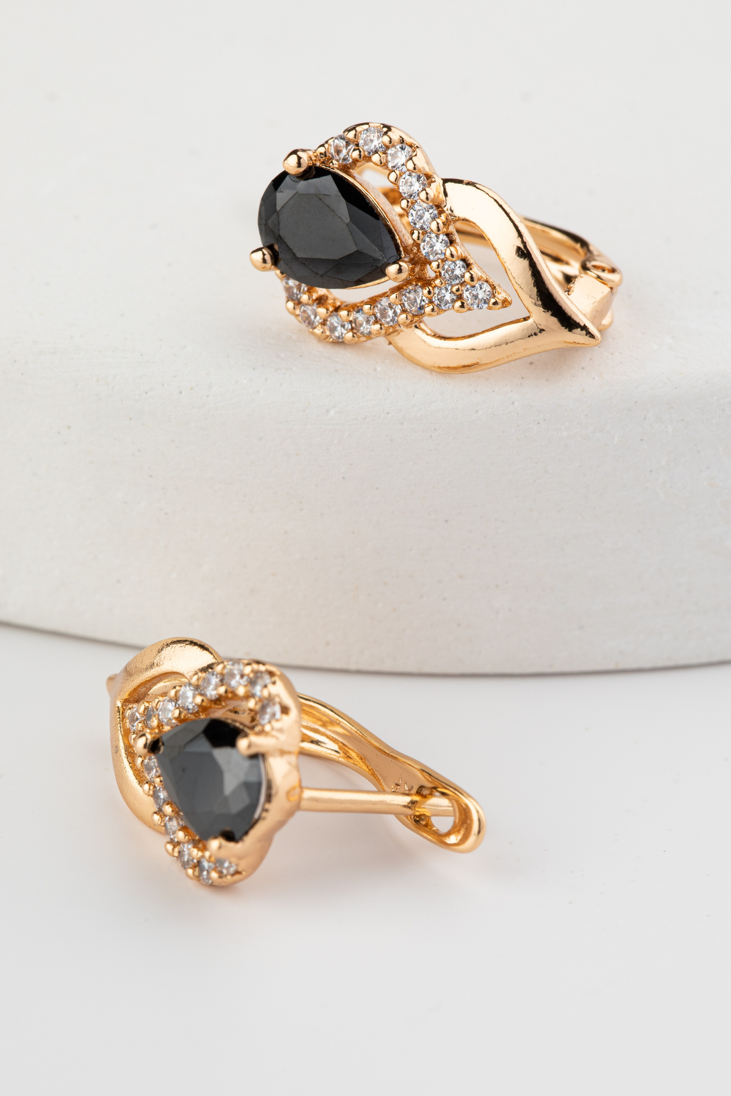 Предметная ювелирная фотосъемка. Предметный фотограф. Предметная фотостудия. Предметная фотостудия Елизаветы Антроповой. Новосибирск