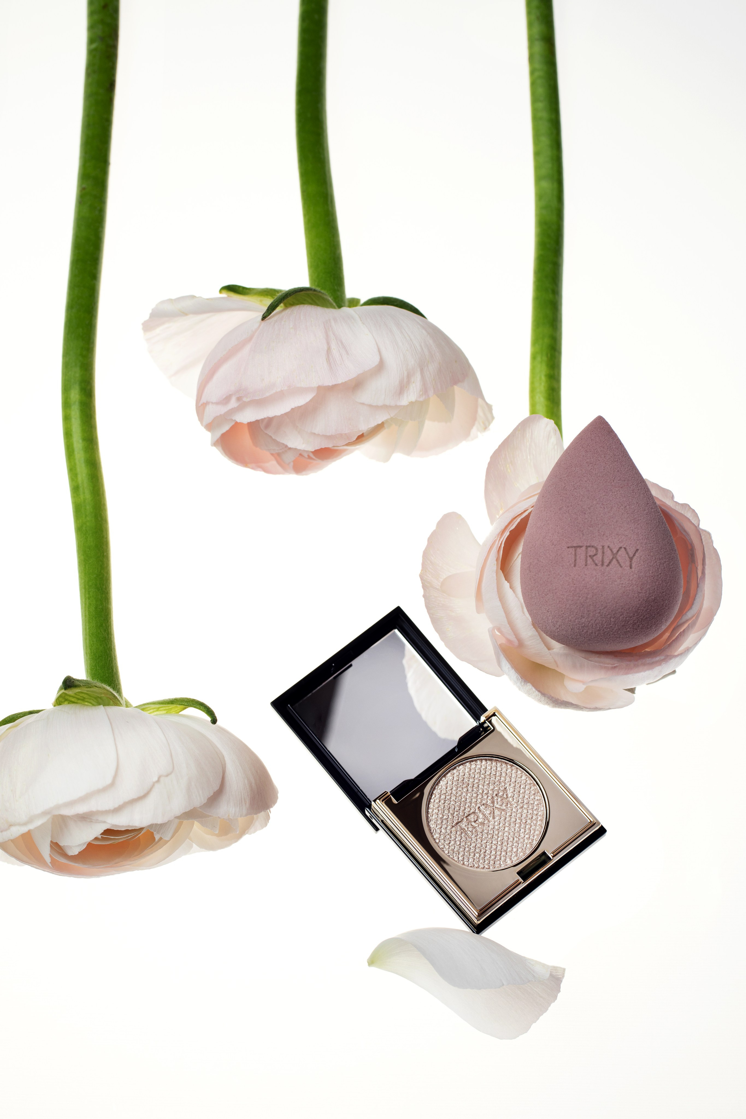 Предметная фотосъемка косметики парфюмерии и др для маркетплейсов, рек. Предметная фотостудия Елизаветы Антроповой. Новосибирск