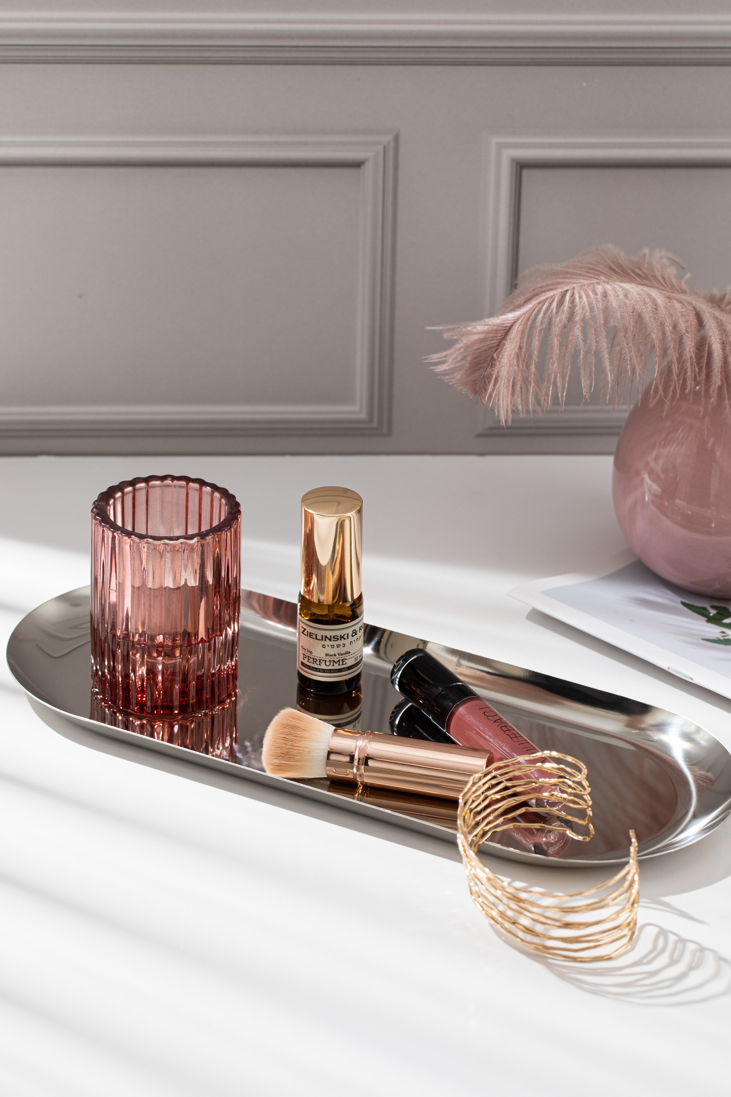 Предметная имиджевая фотосъемка. Предметный фотограф. Предметная фотостудия. Предметный фотограф Елизавета Антропова. Новосибирск