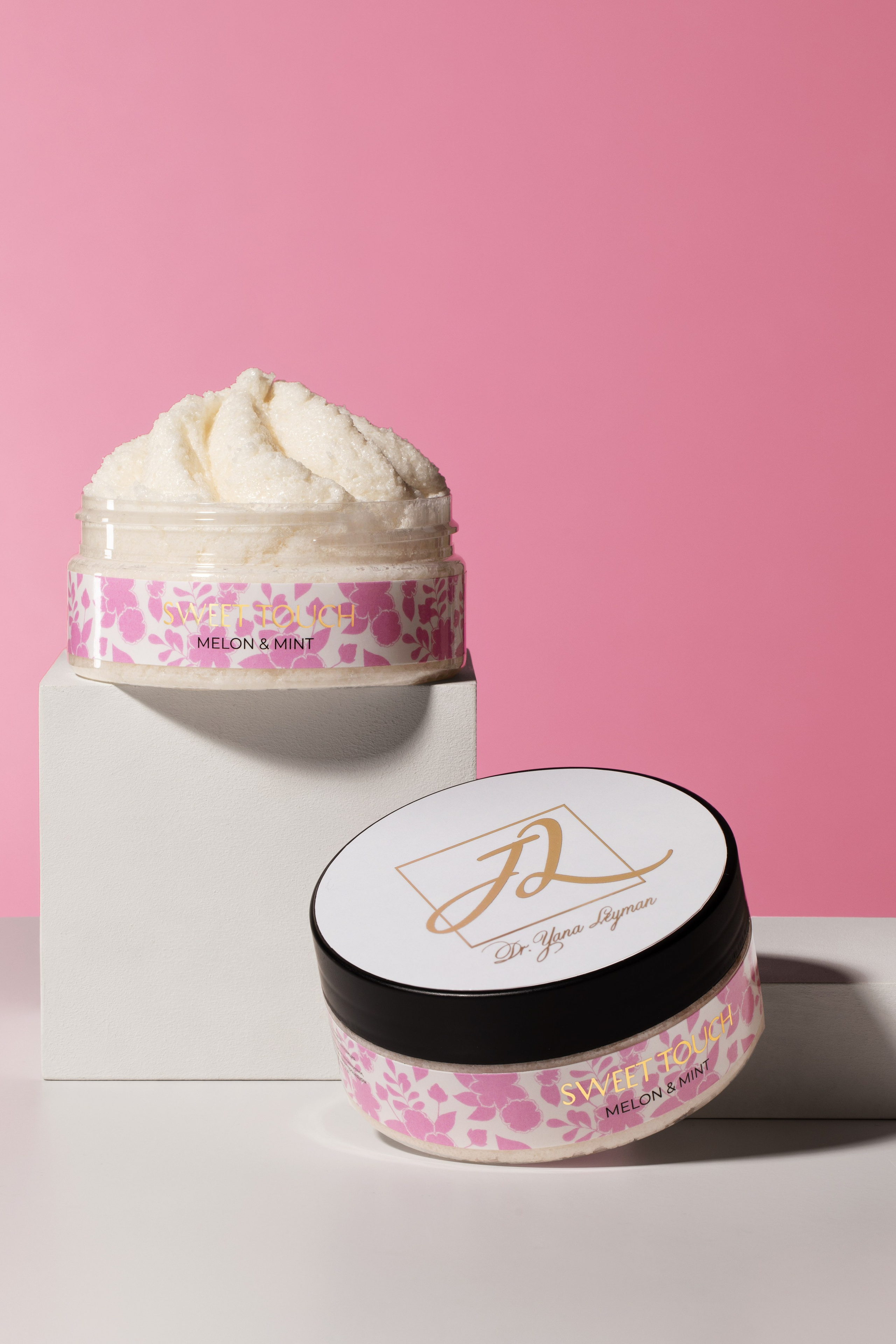 Предметная фотосъемка косметики парфюмерии и др для маркетплейсов, рек. Предметная фотостудия Елизаветы Антроповой. Новосибирск