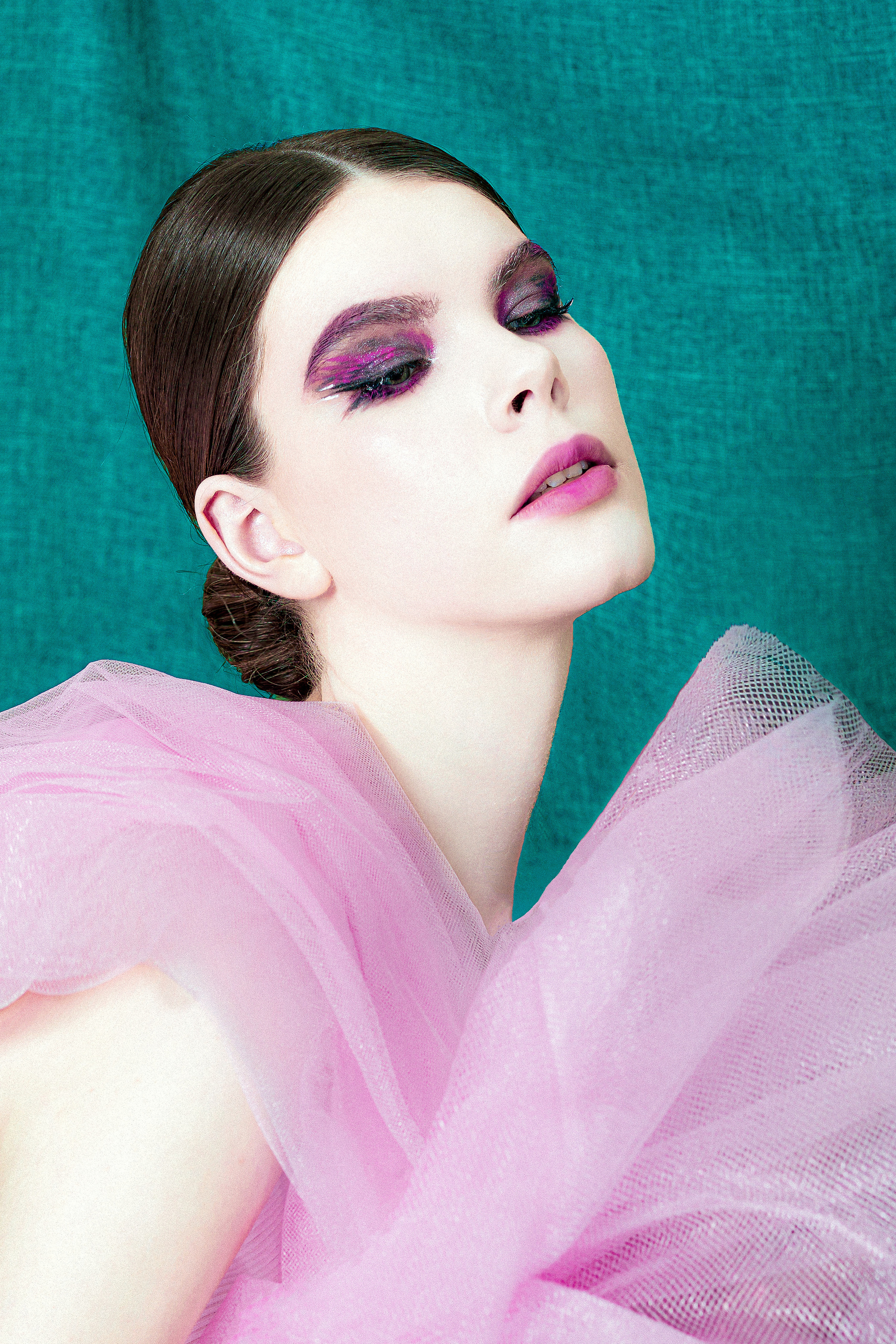 TONE. Портретный фотограф и актерское портфолио в Москве Оксана Кузь