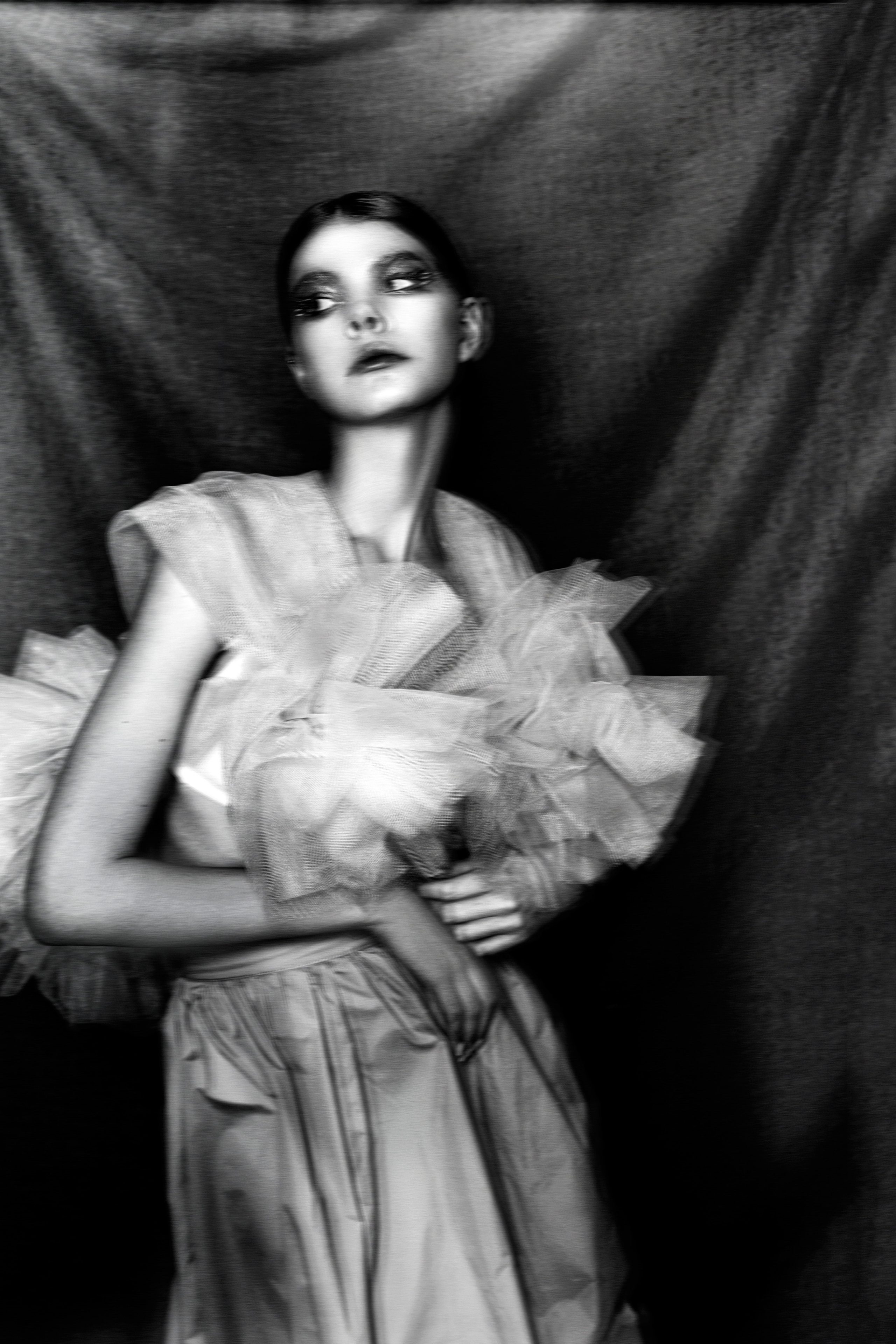 TONE. Портретный фотограф и актерское портфолио в Москве Оксана Кузь