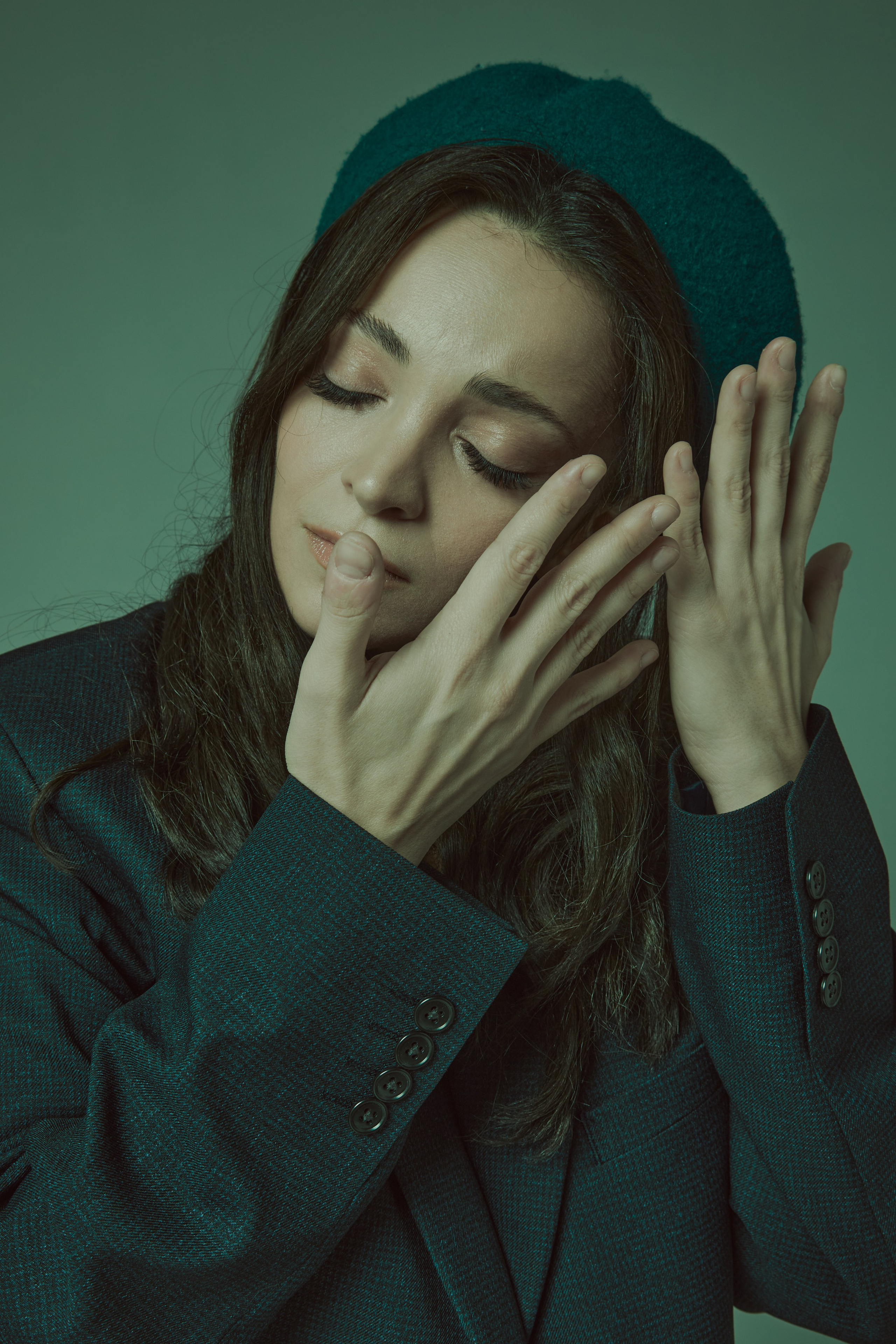 ТЕОНА ДОЛЬНИКОВА. Портретный фотограф и актерское портфолио в Москве Оксана Кузь